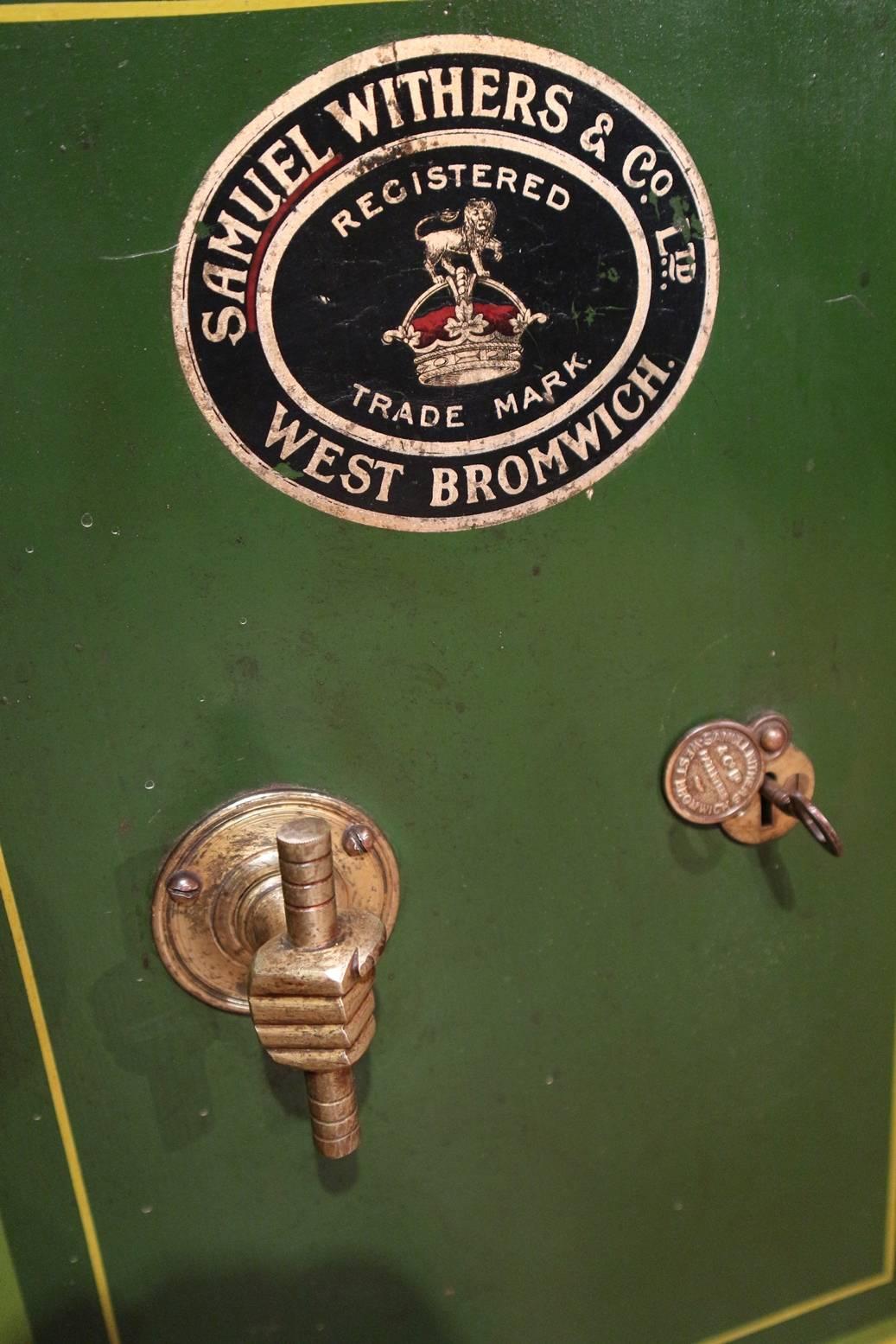 Britannique Antique coffre-fort anglais