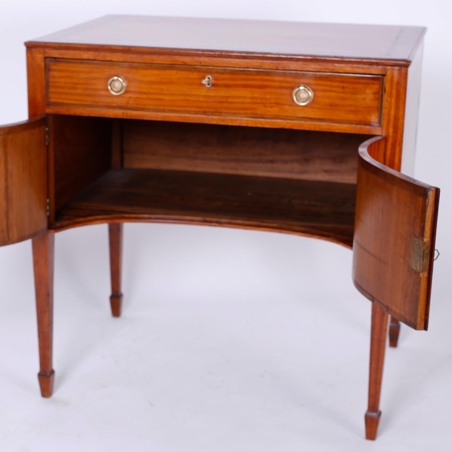Hepplewhite Antique English Satinwood and Mahogany Dressing Table