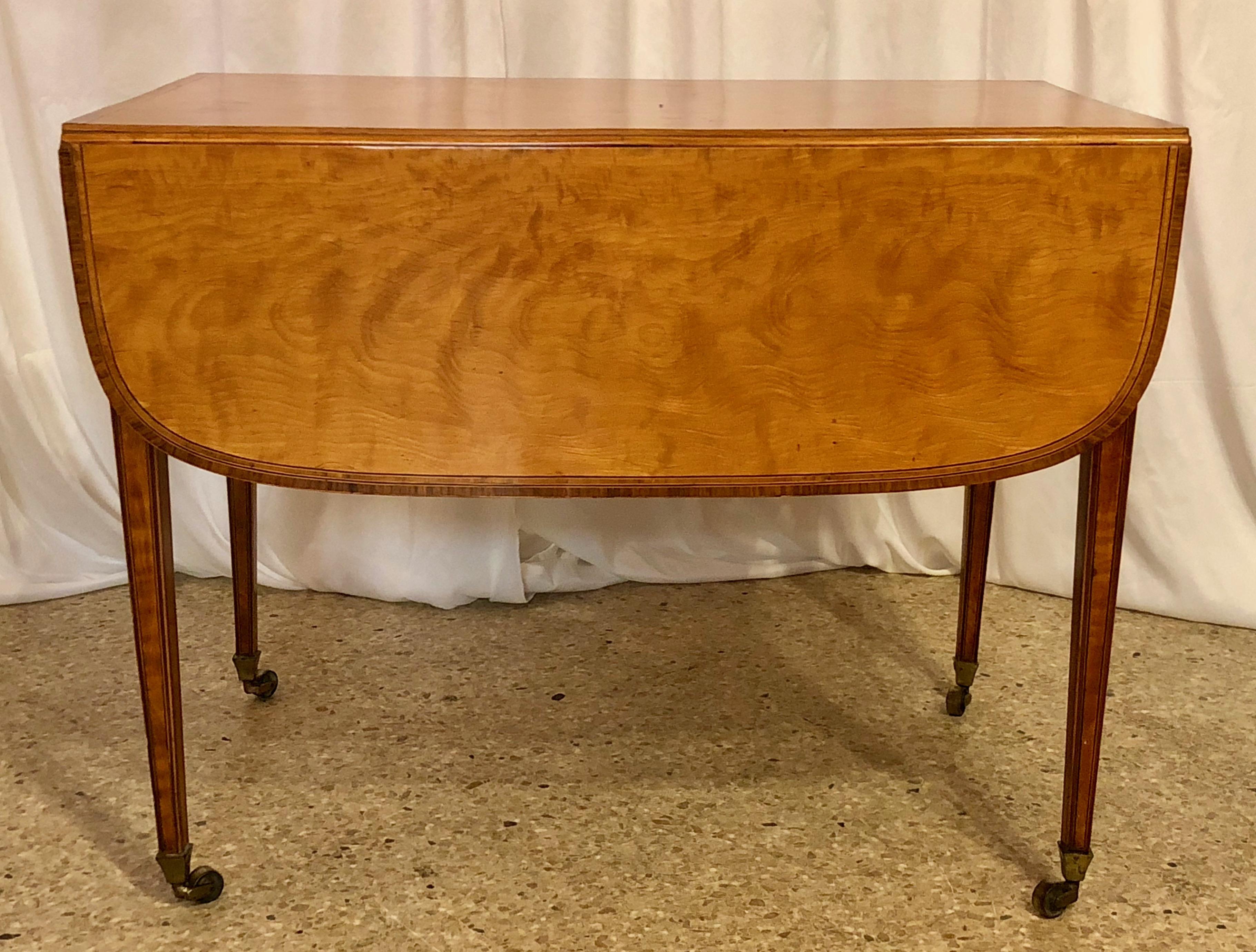 19th Century Antique English Satinwood Drop Leaf Table, circa 1810-1820 For Sale