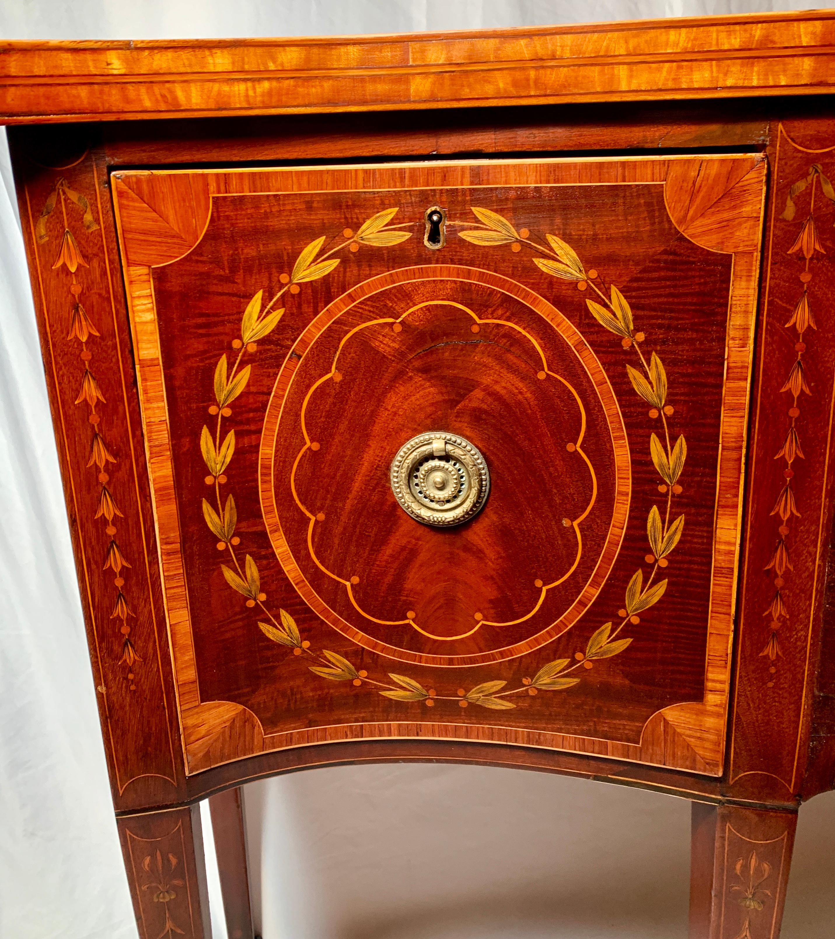 Antique English Satinwood Inlaid Mahogany Sideboard, circa 1860 In Good Condition For Sale In New Orleans, LA