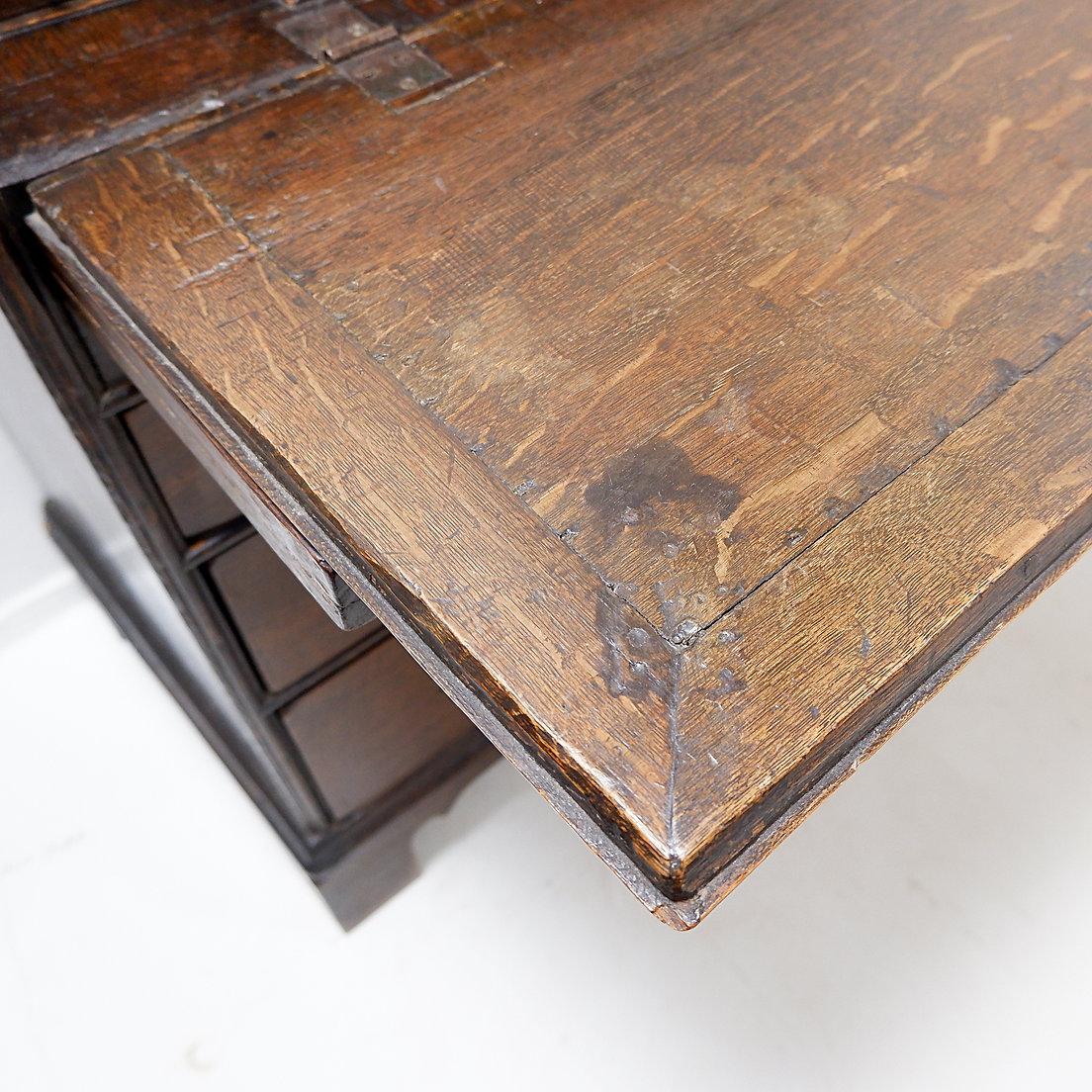 Antiker englischer Sekretär, 18. Jahrhundert im Angebot 4