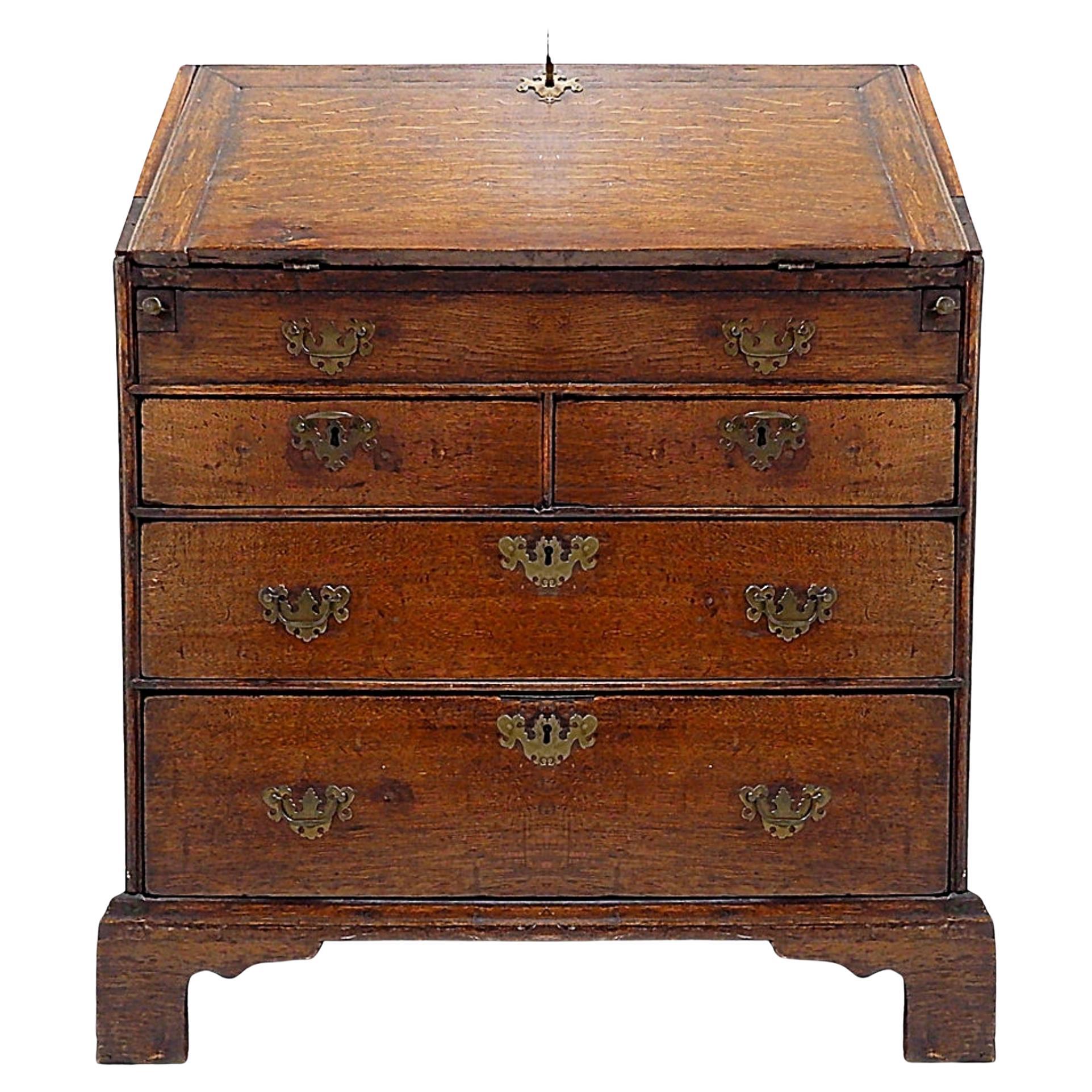 Antiker englischer Sekretär, 18. Jahrhundert