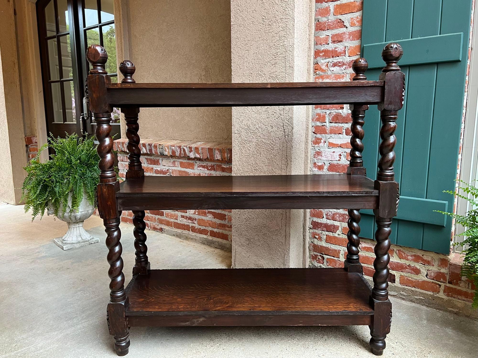 Antica credenza server inglese Barley Twist intagliata in Oak Renaissance Dumbwaiter in vendita 4