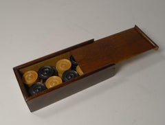 Antique ensemble anglais en ébène & Buis pions de dames / d'échecs / de backgammon