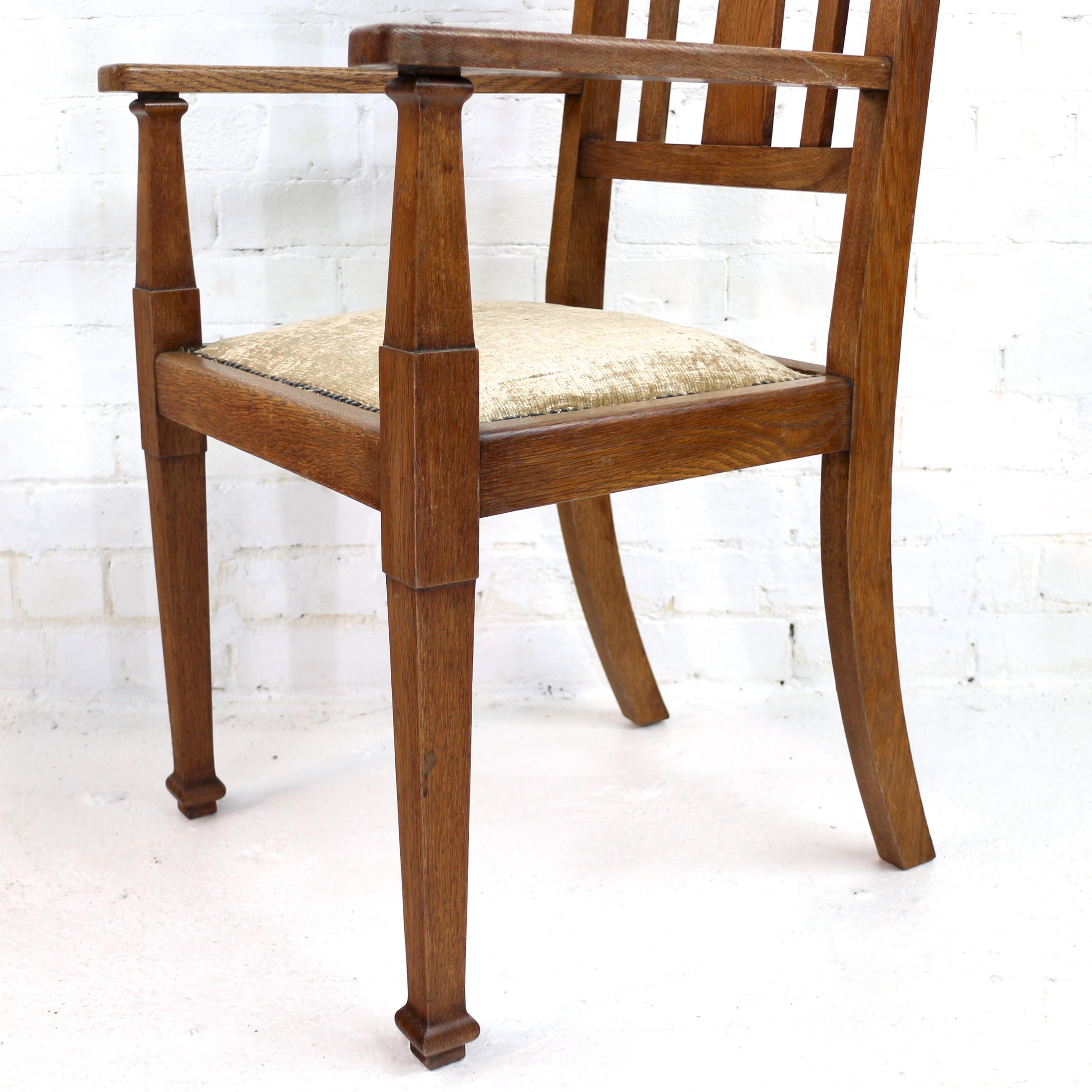 Antique English Set of 16 Arts & Crafts Oak Dining Chairs by Shapland & Petter 6