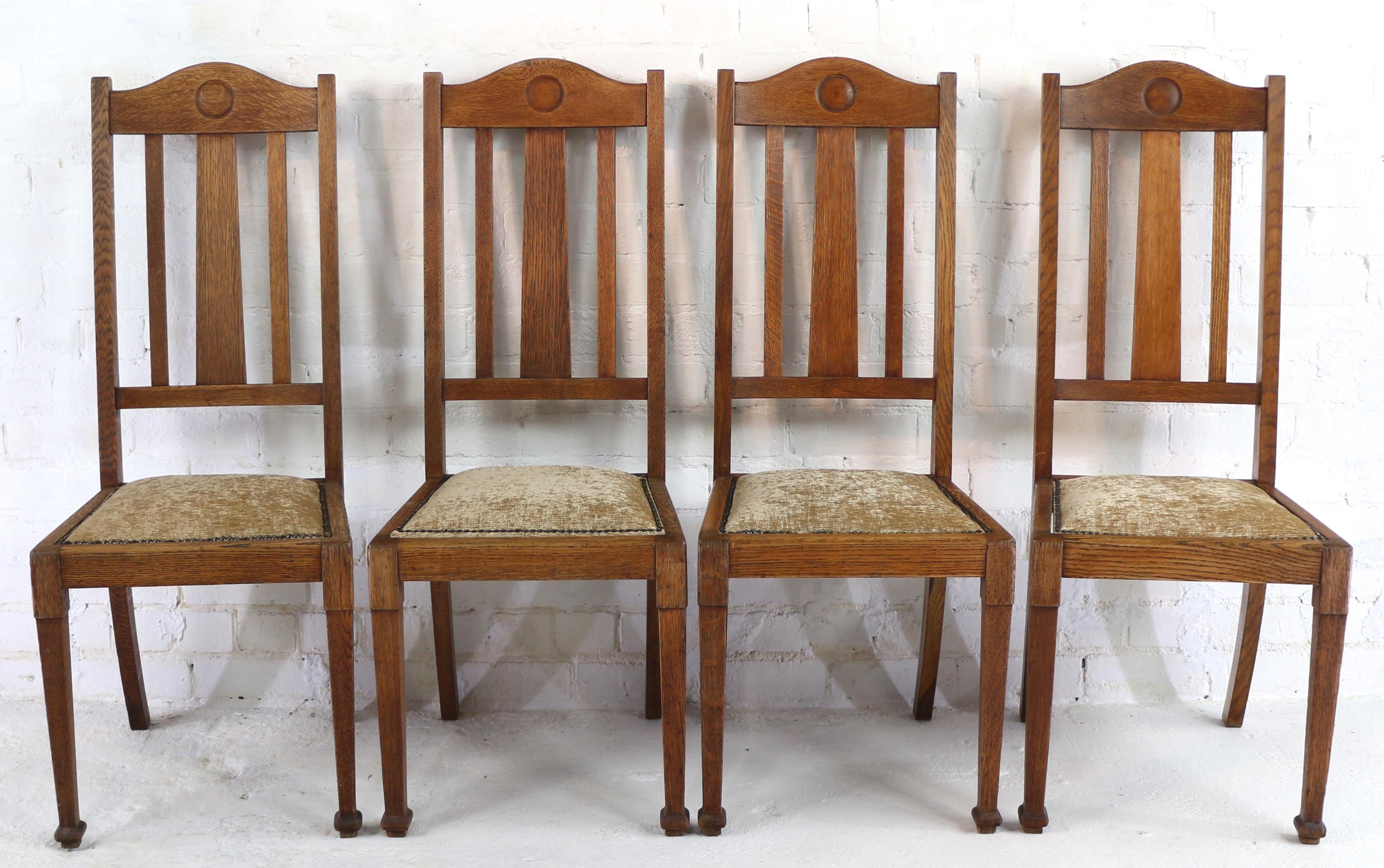 Antique English Set of 16 Arts & Crafts Oak Dining Chairs by Shapland & Petter 10