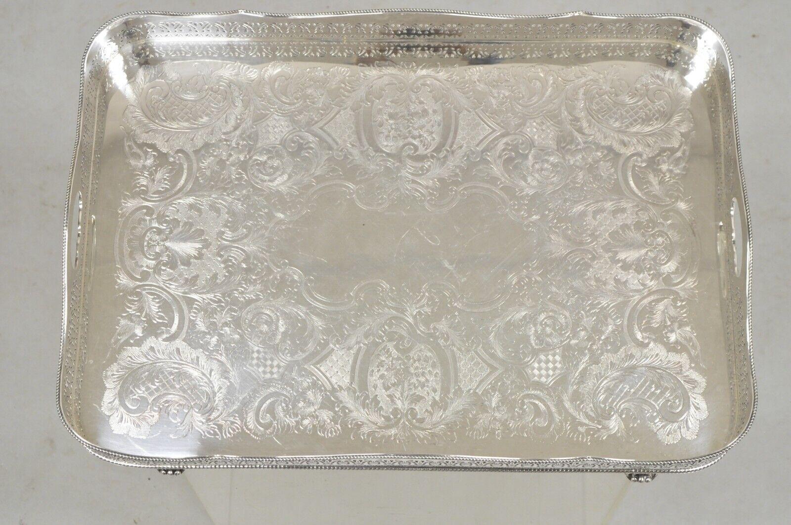 Antique English Sheffield Adams Silver Plated Scalloped Serving Platter Tray In Good Condition For Sale In Philadelphia, PA