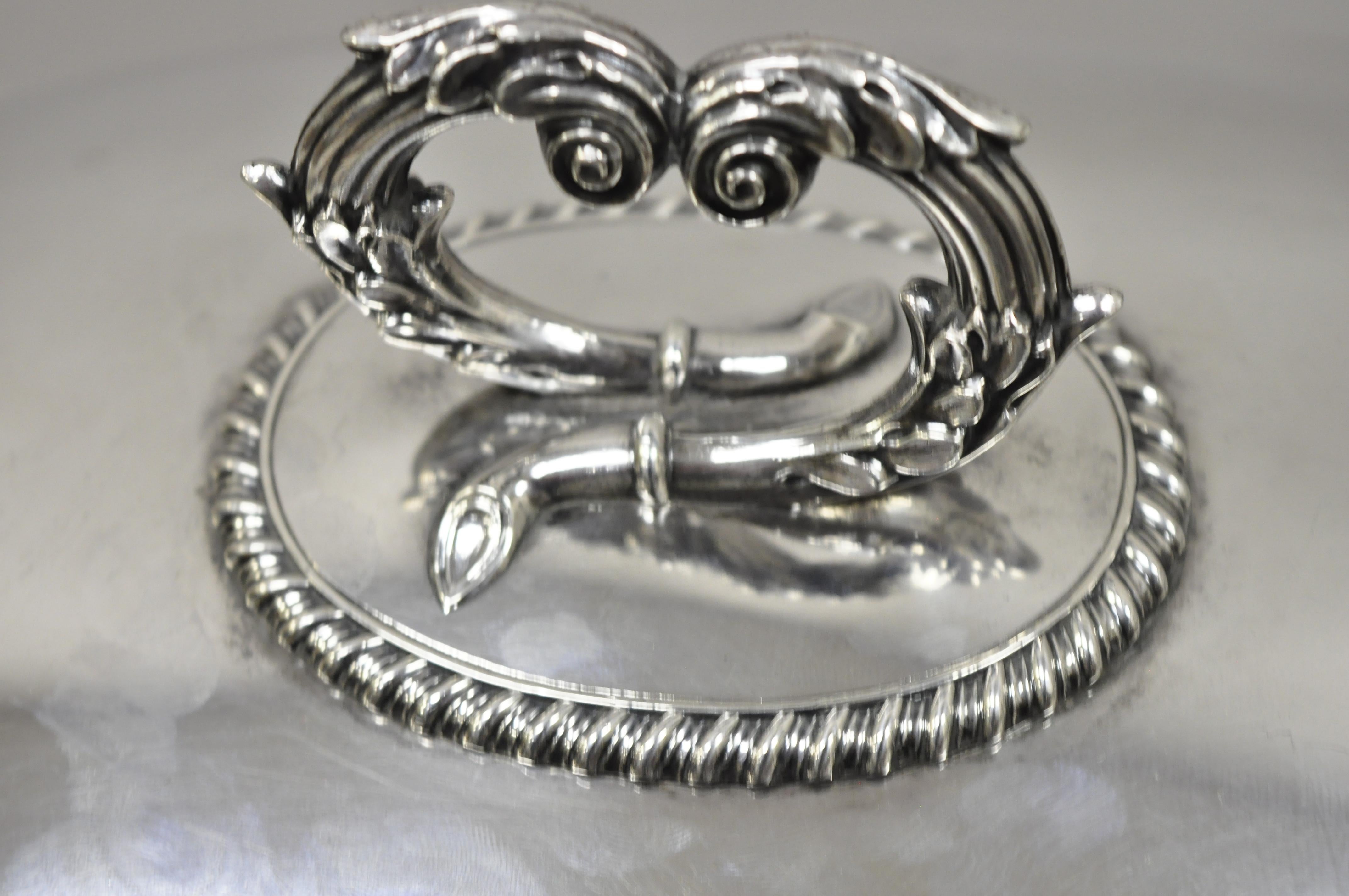 Antique English Sheffield England Silver Plate Meat Dish Serving Dome Lid In Good Condition In Philadelphia, PA