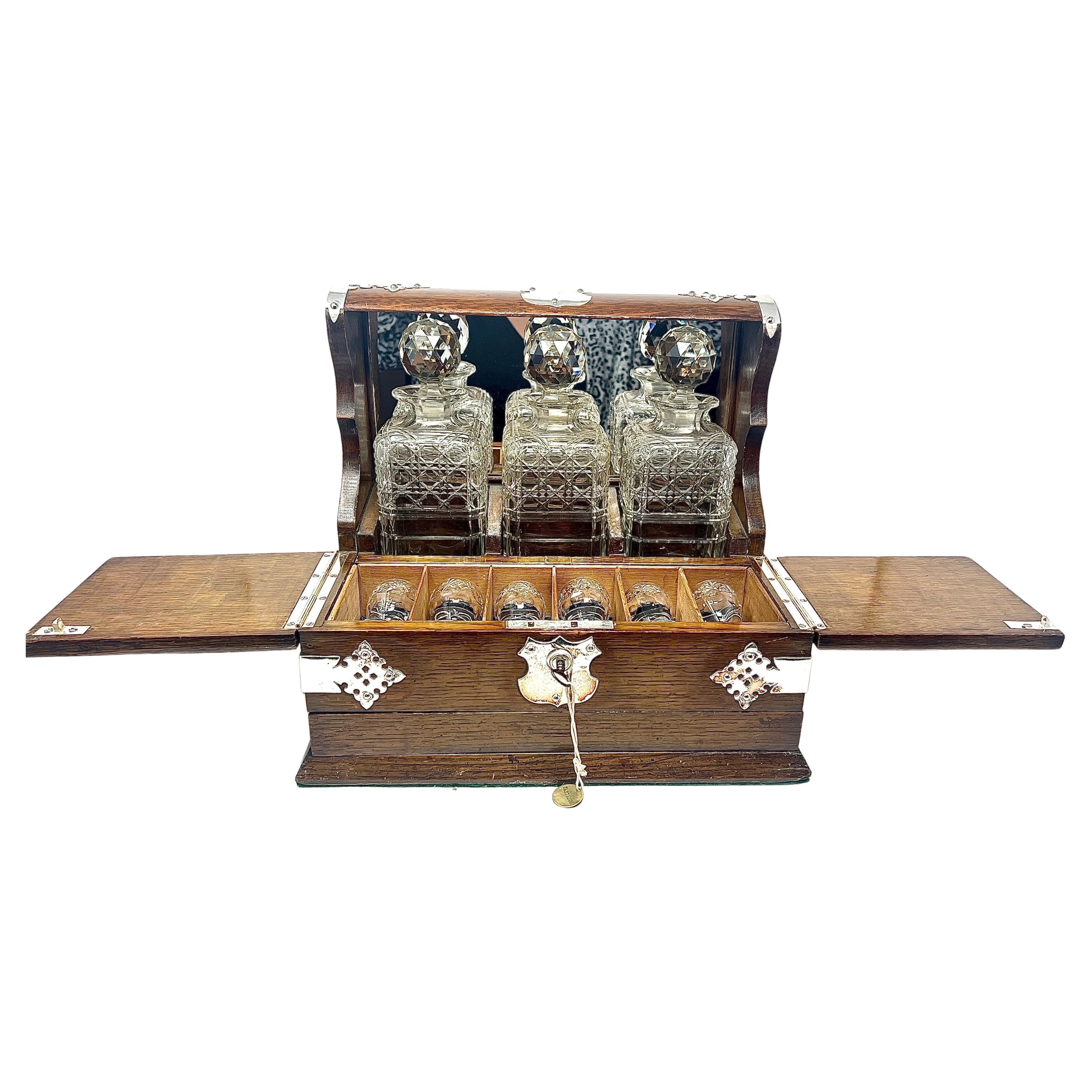 Antique English Sheffield Silver Mounted Golden Oak & Crystal Games Box Tantalus In Good Condition For Sale In New Orleans, LA