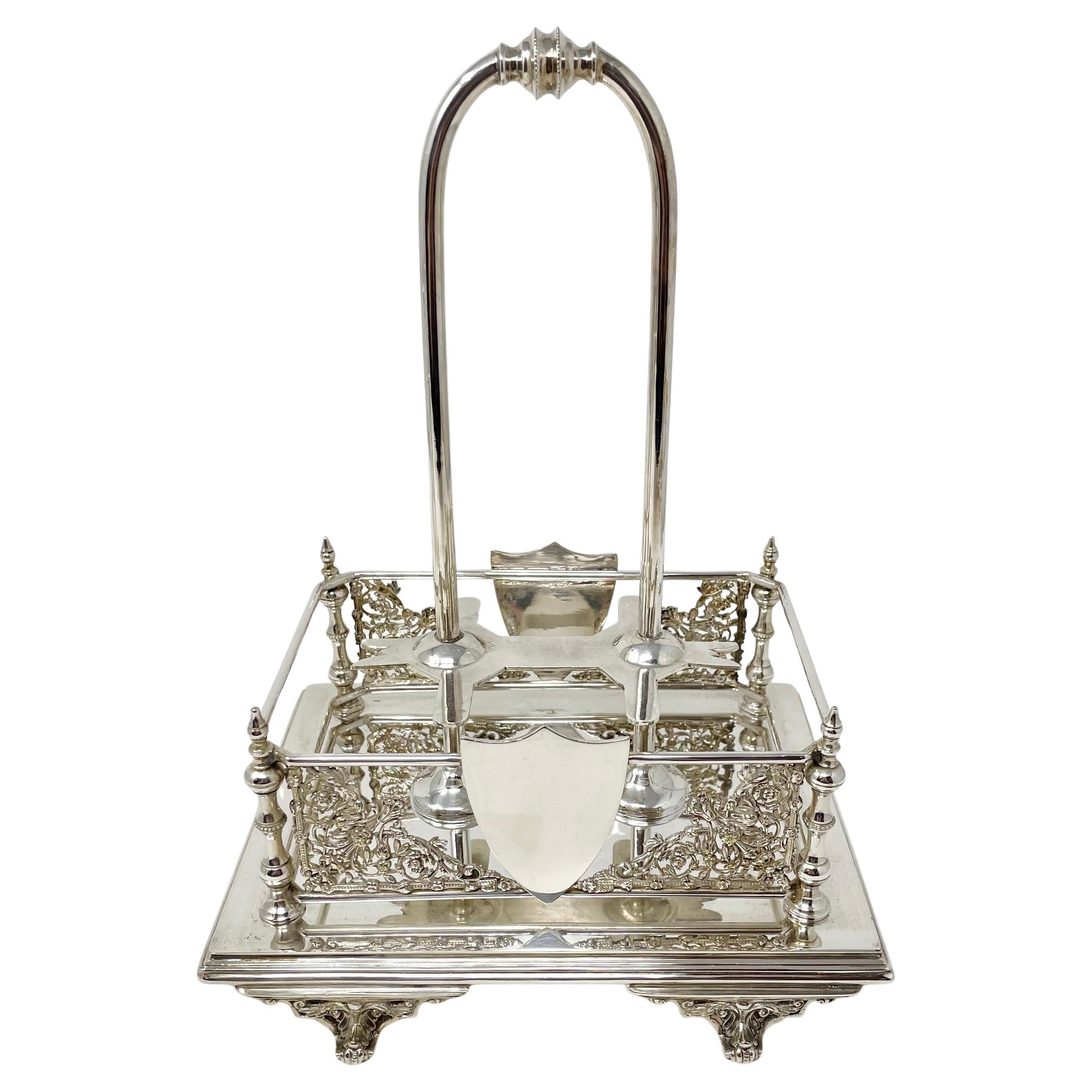 Antico set di ampolle a 6 bottiglie in argento e cristallo Sheffield, circa 1880 in vendita 1