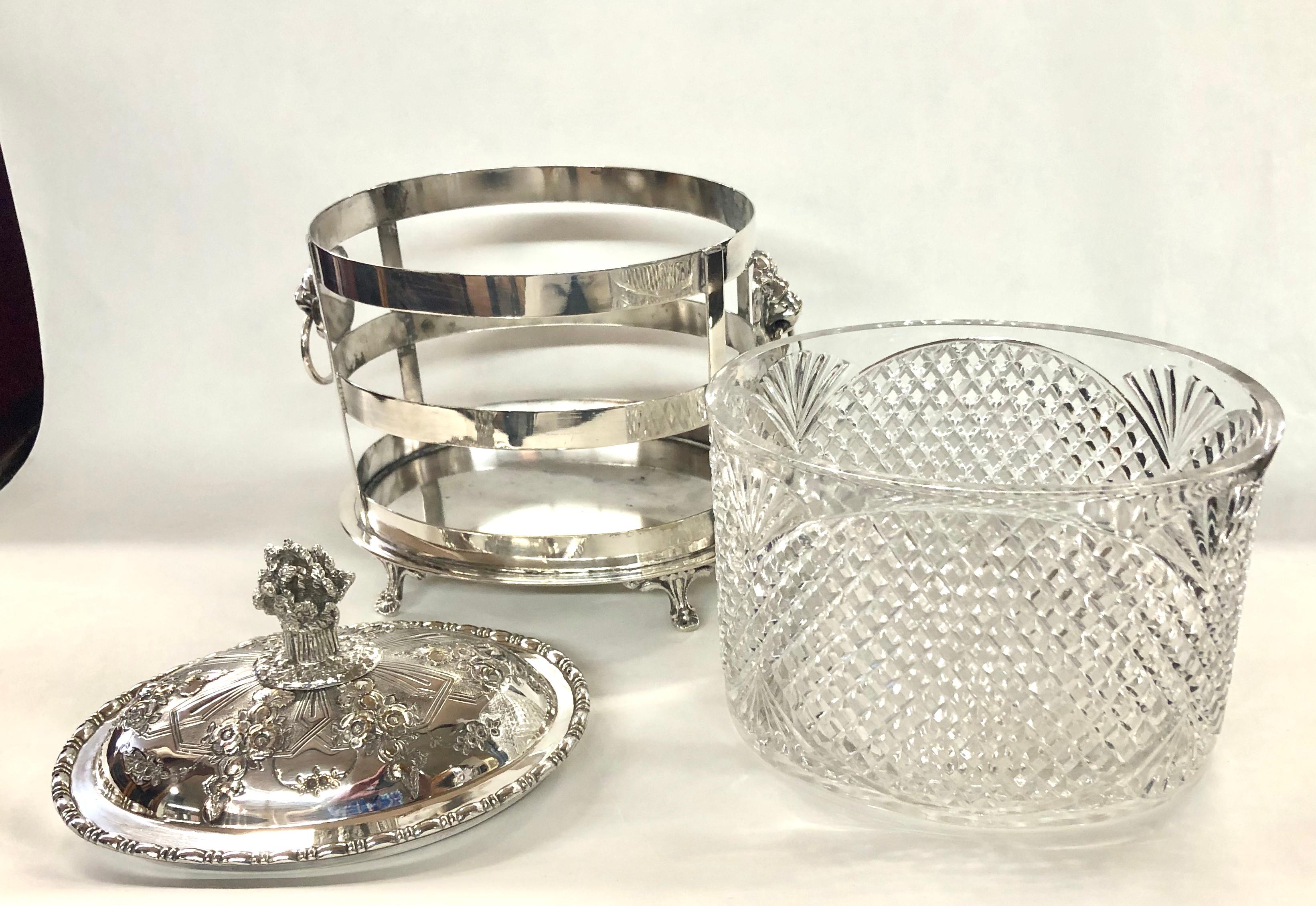 Antique English Sheffield Silver-Plate & Crystal Regency Style Oval Biscuit Box In Good Condition In CHARLESTON, SC