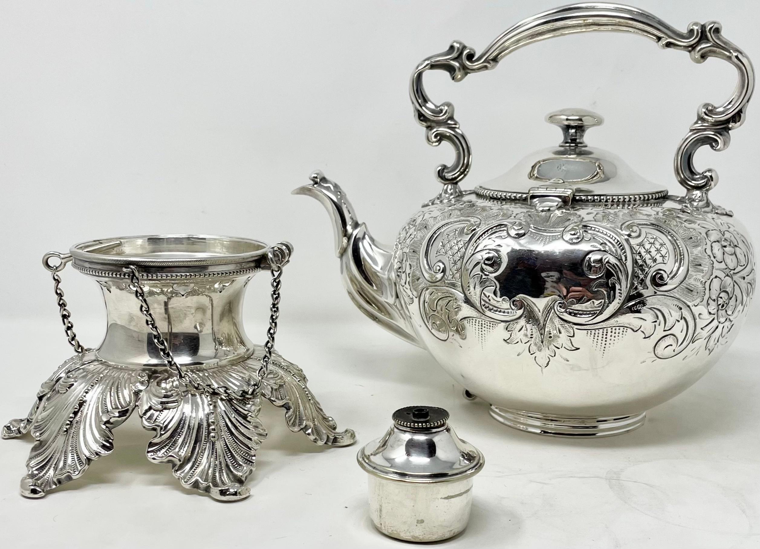 Antique English Sheffield Silver-Plate Footed Tea Pot with Etching, Circa 1860. In Good Condition For Sale In New Orleans, LA