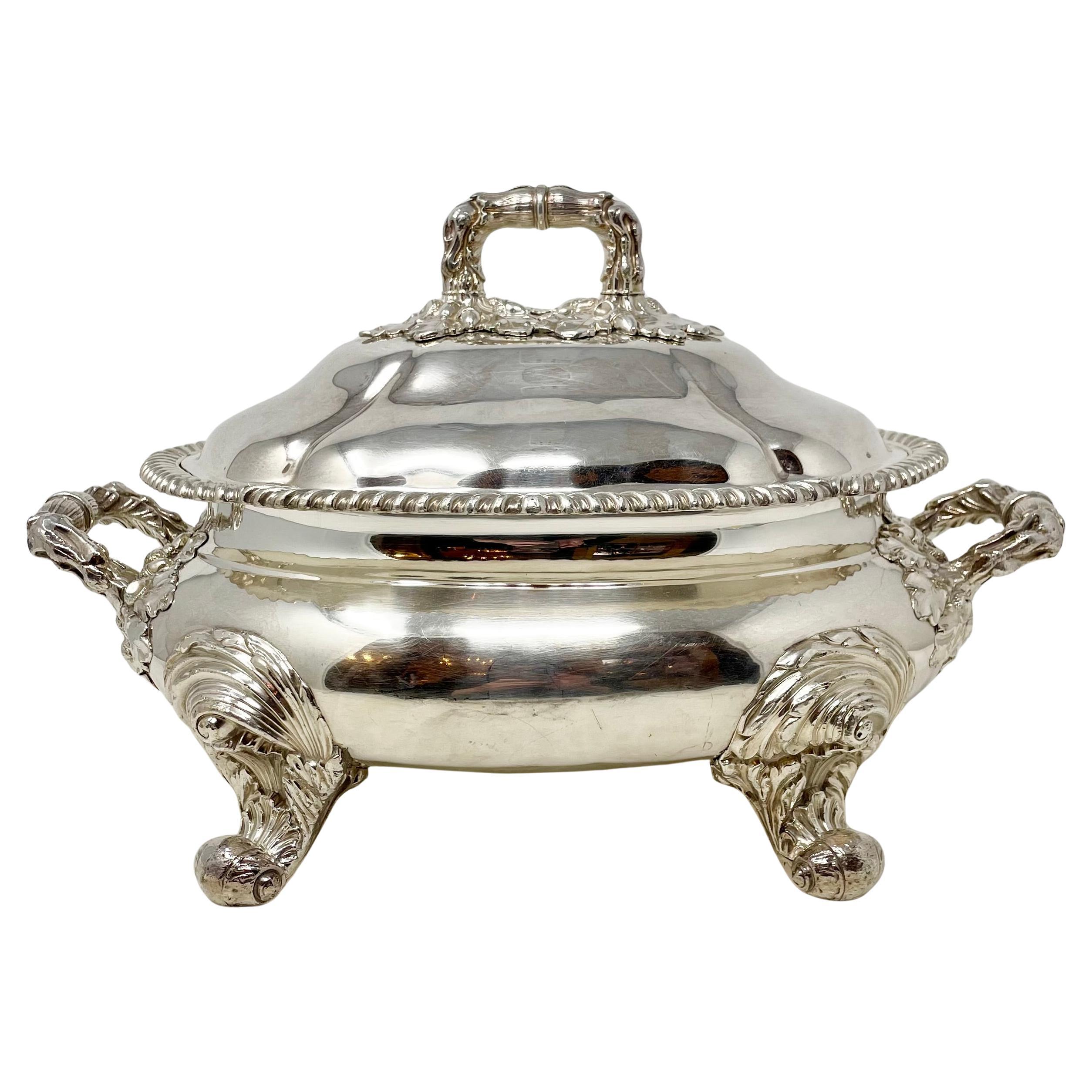 Sopera inglesa antigua de Sheffield, con pie de chapa de plata, circa 1880-1890. 4