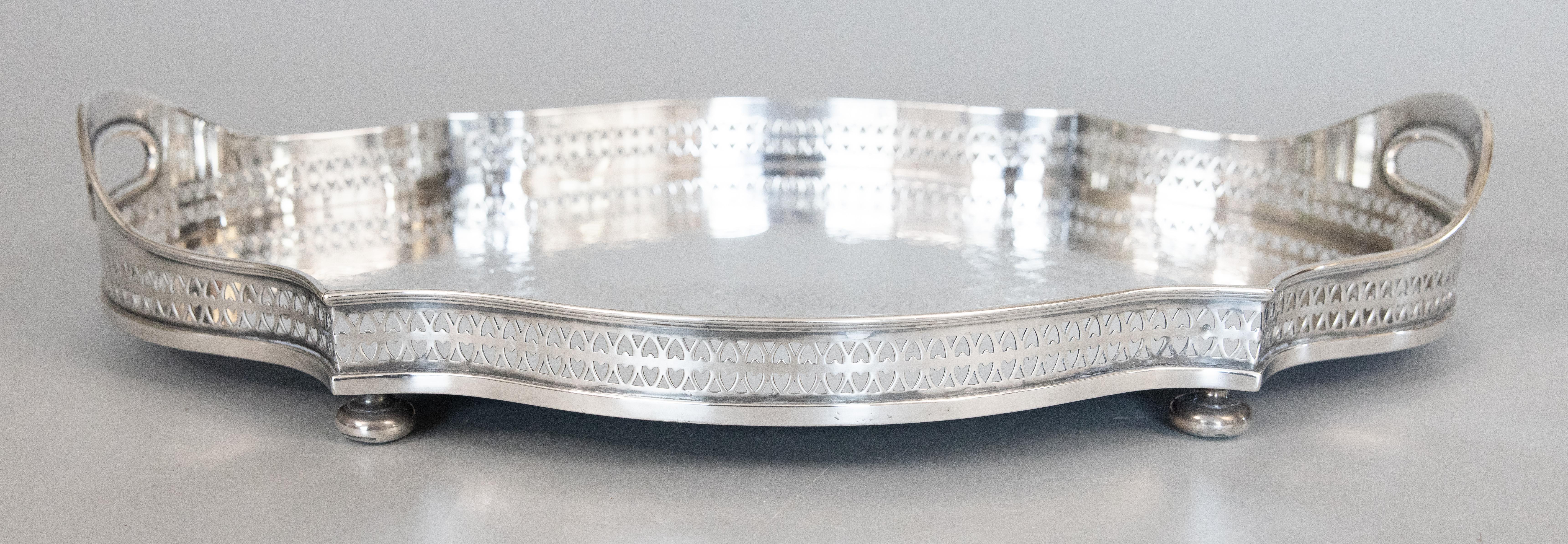 Antique English Sheffield Silver Plate Scalloped Gallery Tray In Good Condition For Sale In Pearland, TX