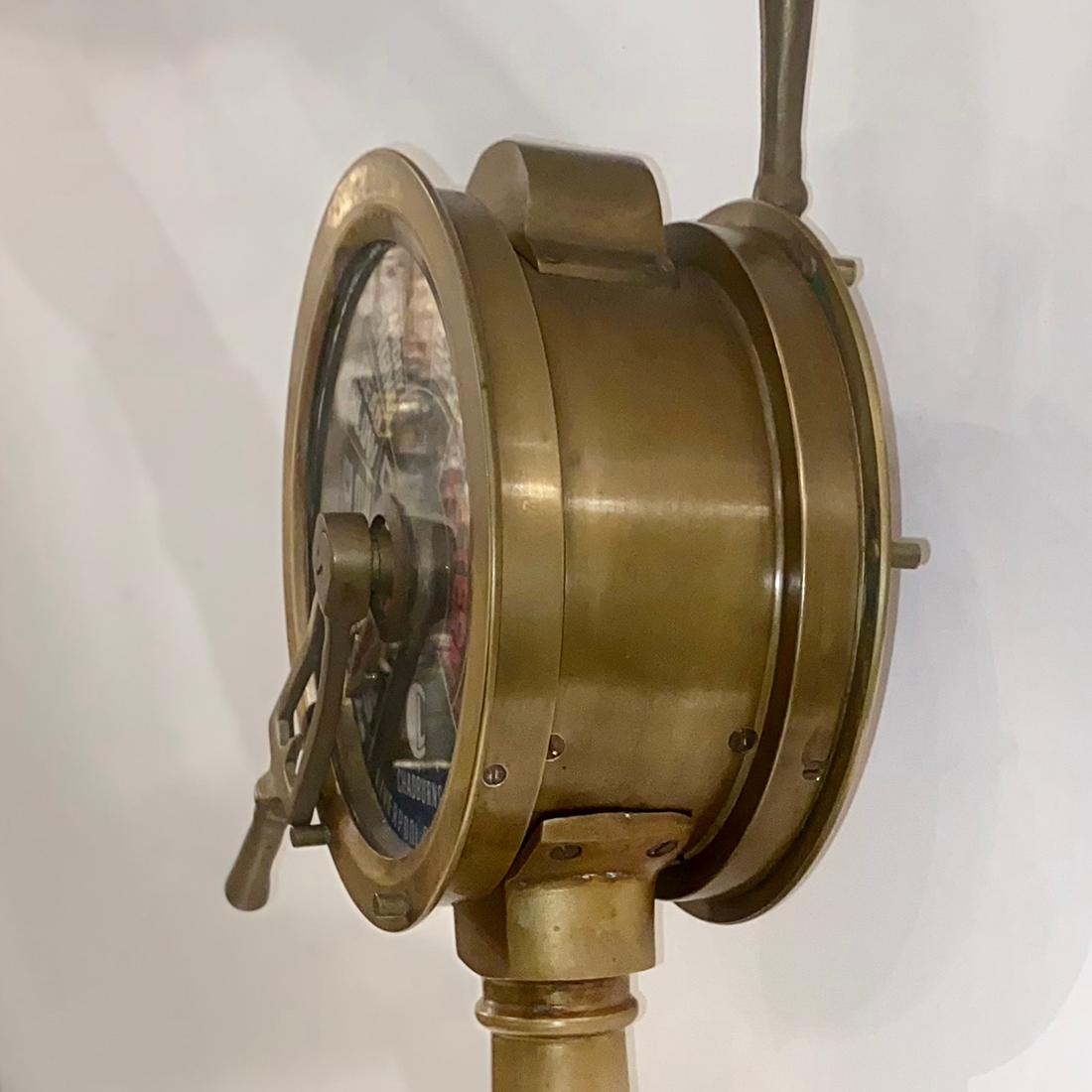 Antique English Ship Lamp In Good Condition For Sale In New York, NY