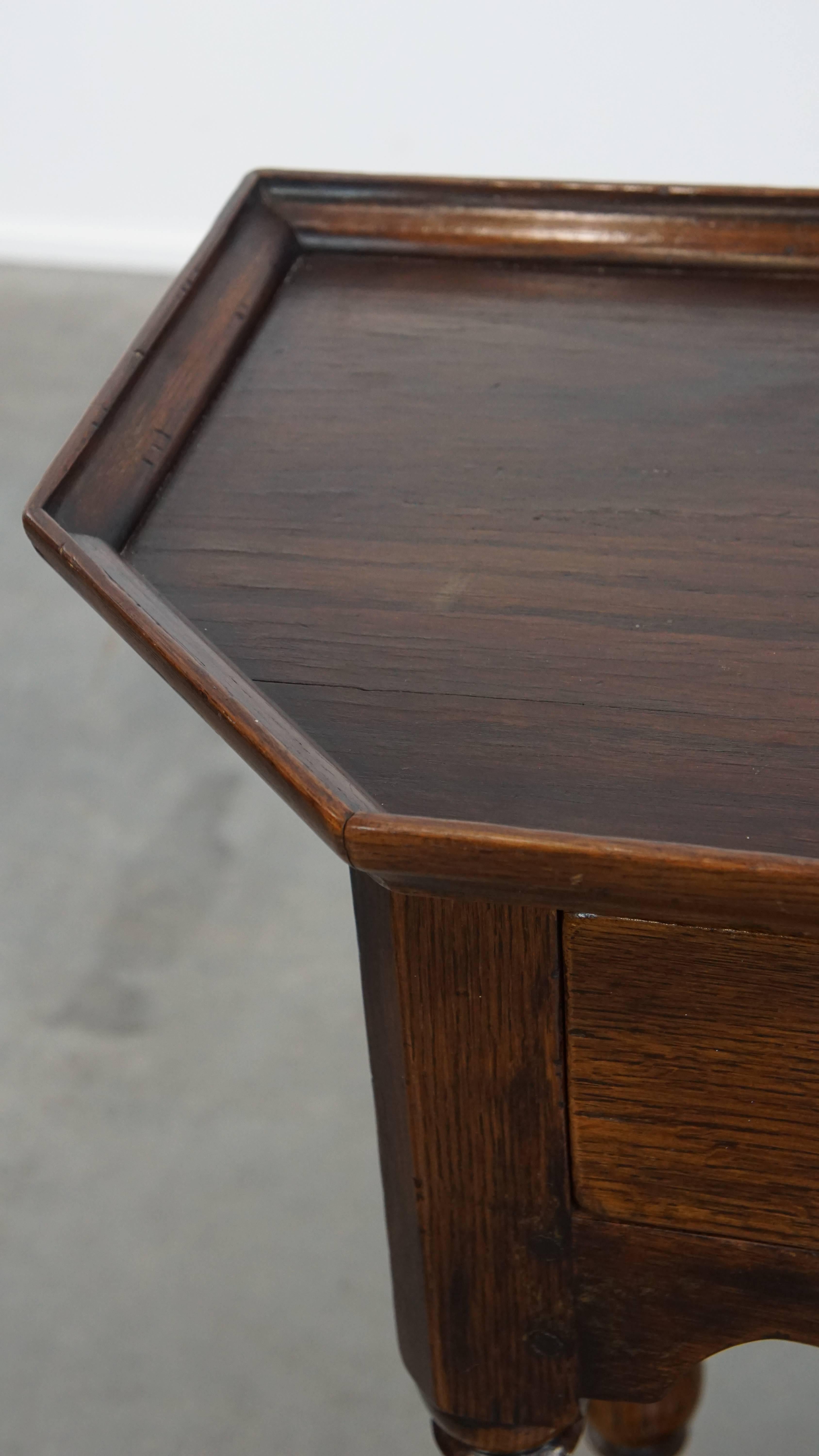 Wood Antique English Side Table / Sideboard in Oak with 2 Drawers For Sale