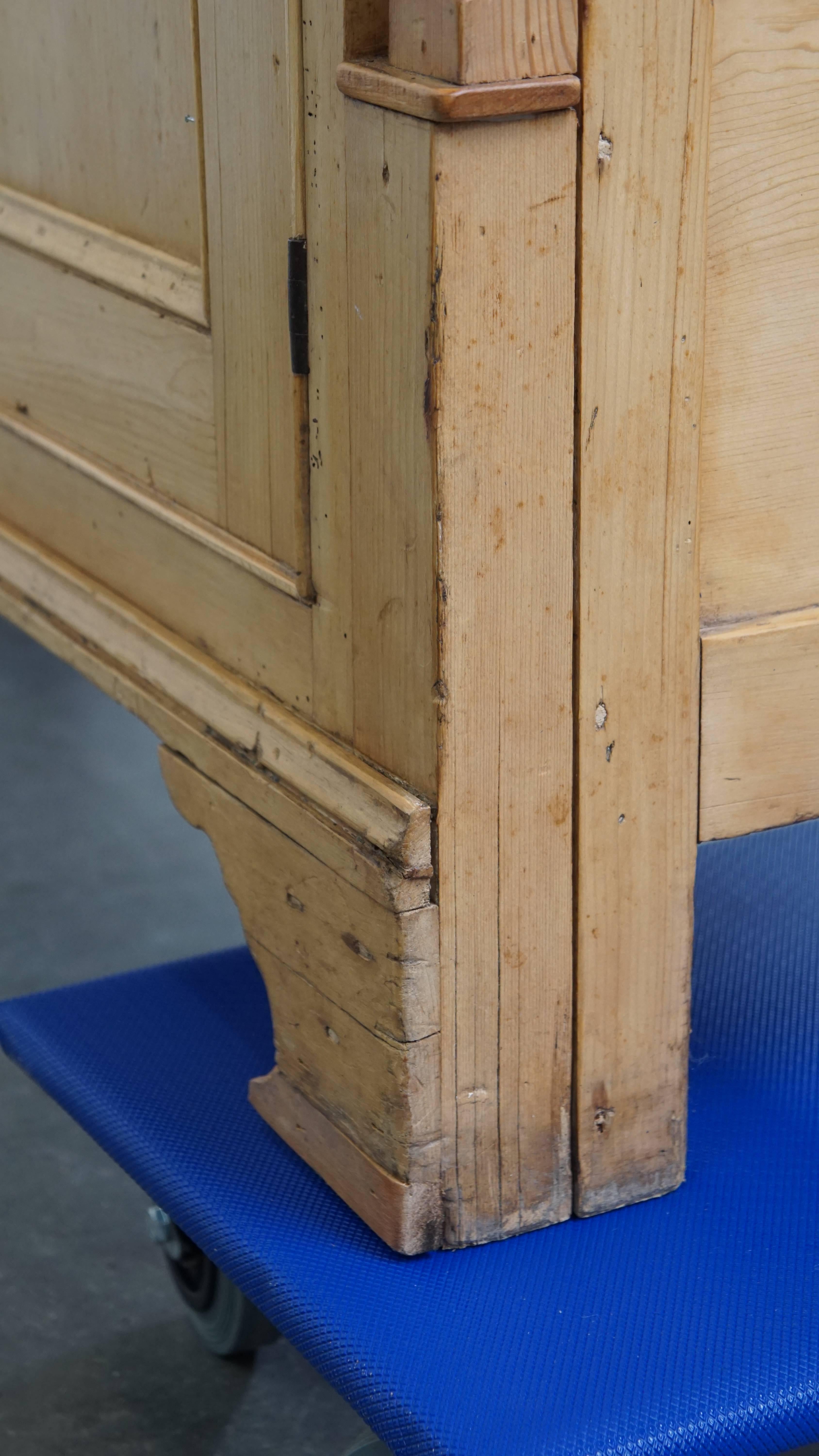 Antica credenza/banco inglese dei primi del XIX secolo in Wood Wood in vendita 2