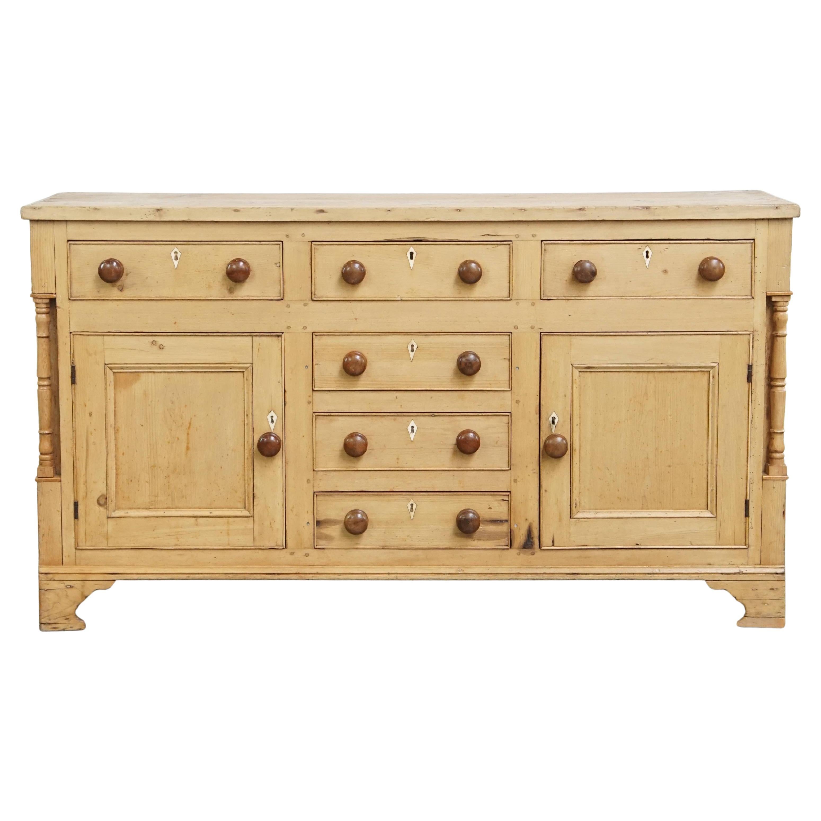 Antica credenza/banco inglese dei primi del XIX secolo in Wood Wood in vendita