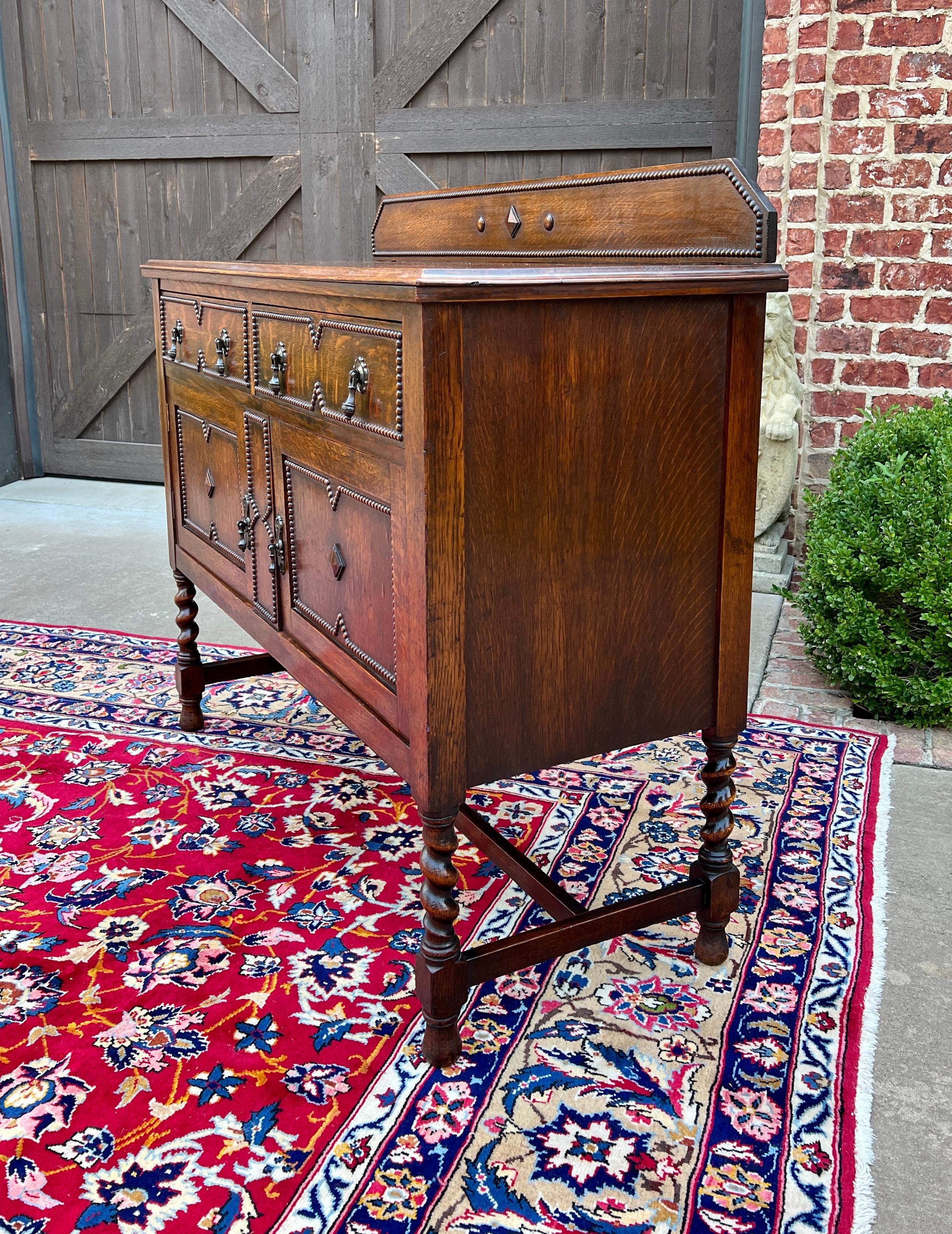 Antique English Sideboard Server Buffet Barley Twist Jacobean Honey Oak c.1930s In Good Condition In Tyler, TX