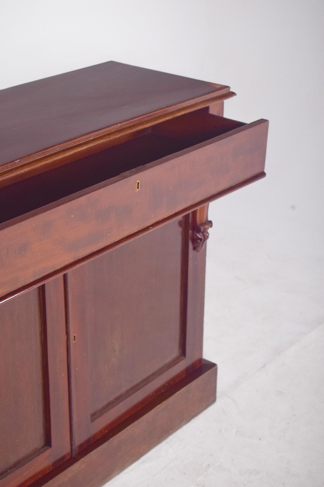 Antique English Sideboard with Two Doors For Sale 4