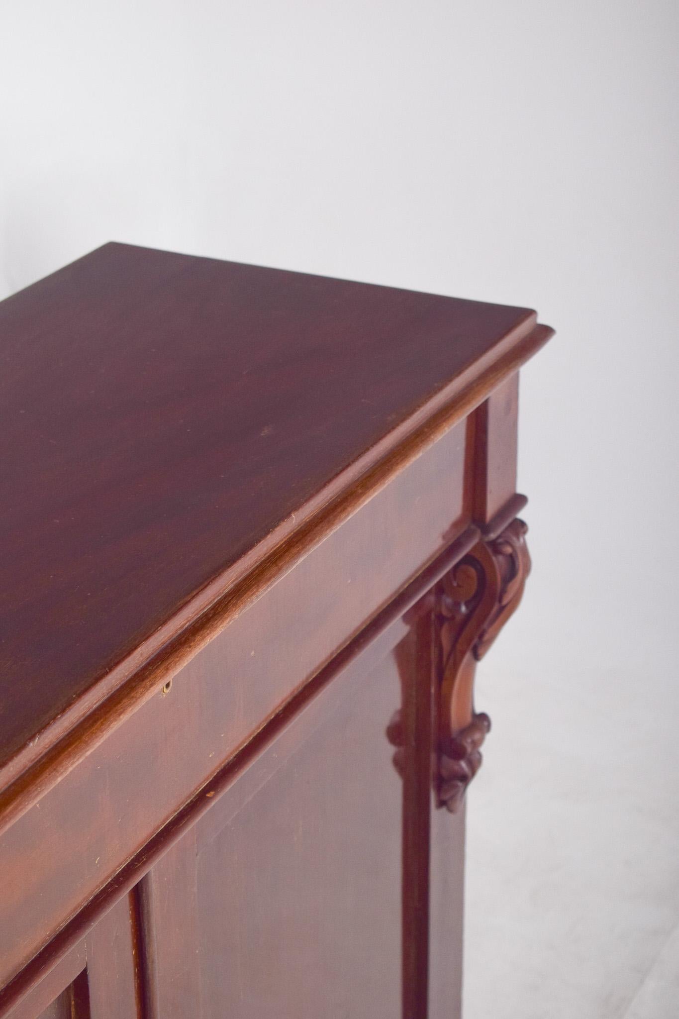 Antique English Sideboard with Two Doors For Sale 2