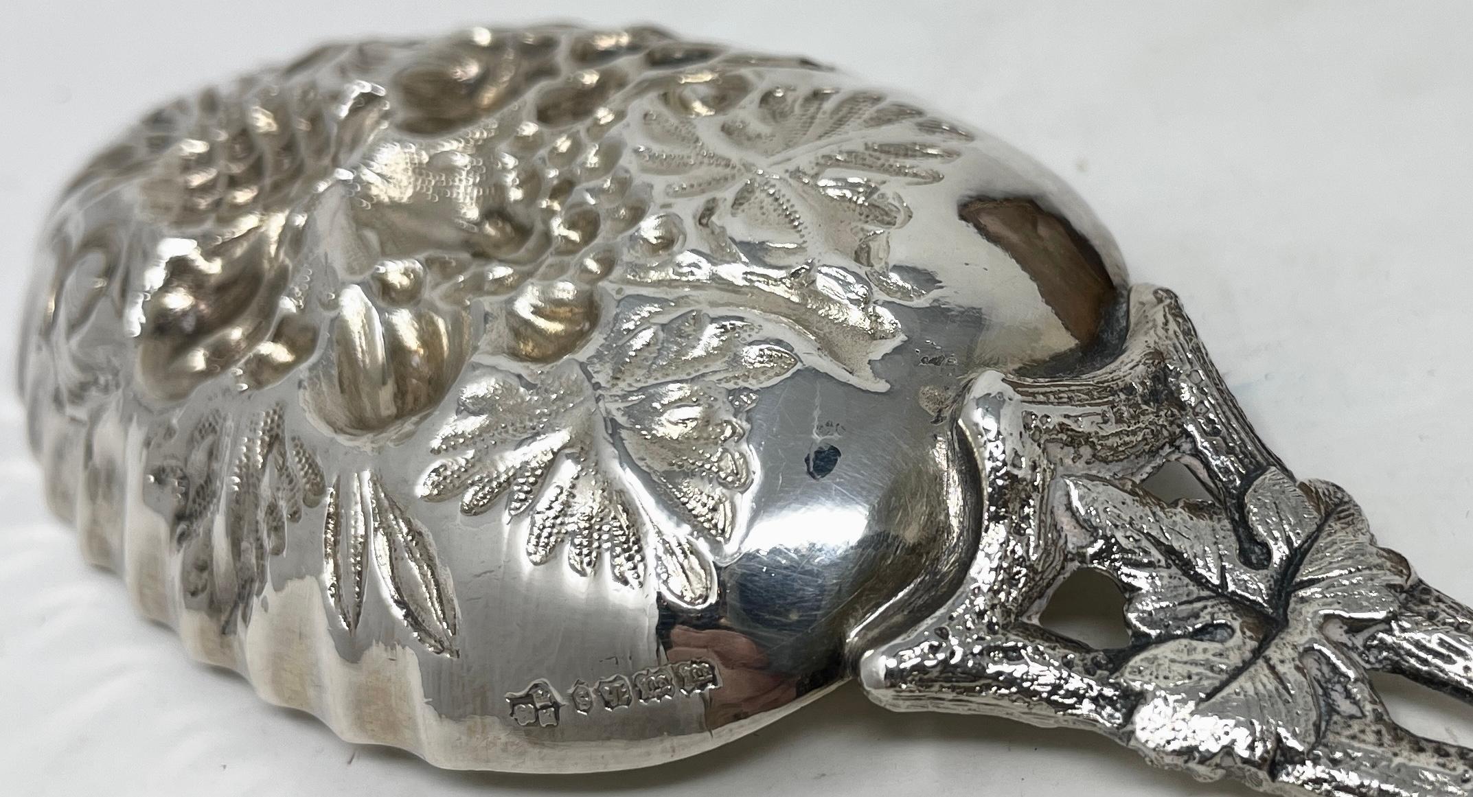Antique English Silver Grape Shears & Berry Spoons in Original Case, Circa 1880 For Sale 2