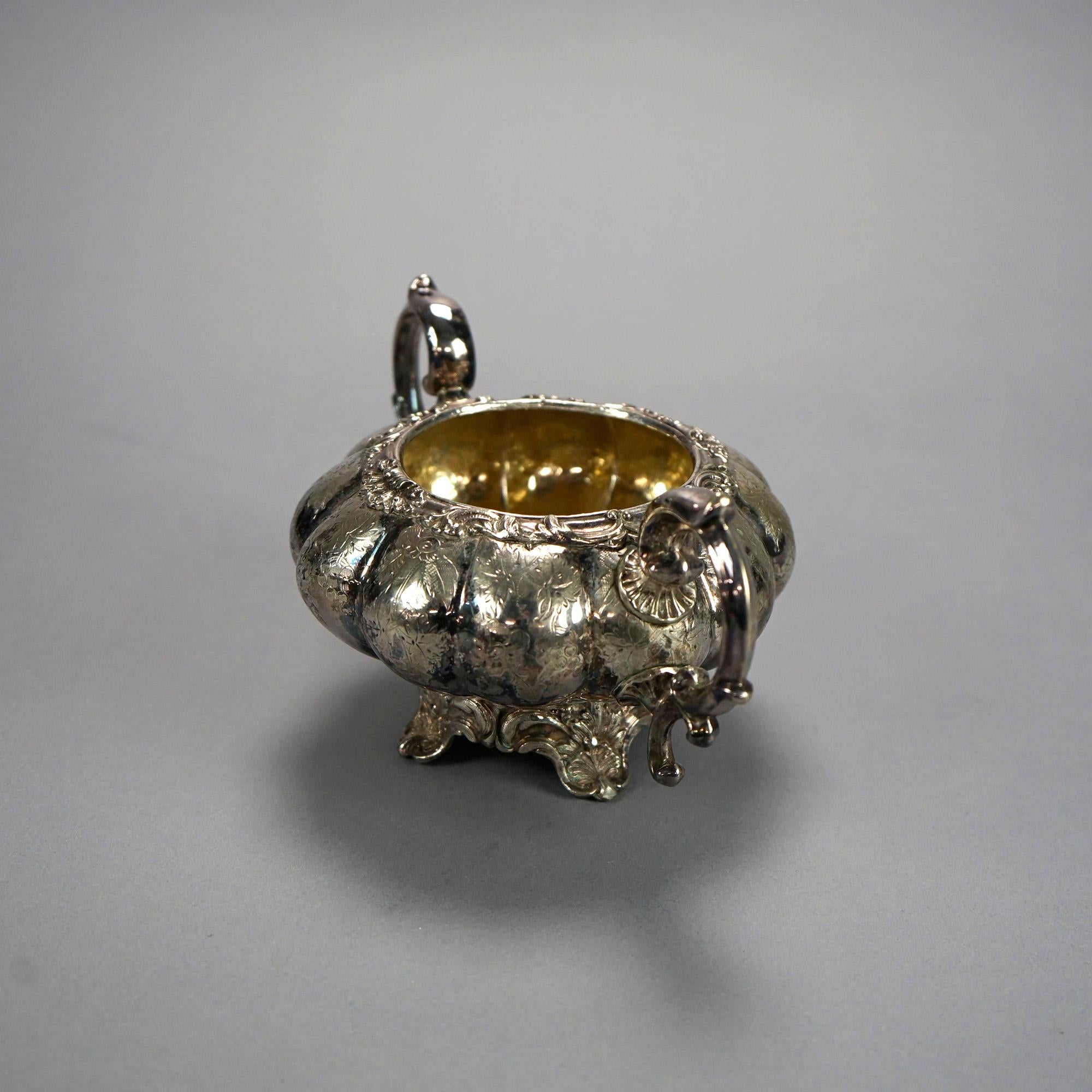 Service à thé anglais ancien de quatre pièces en métal argenté avec plateau 19ème siècle en vente 12