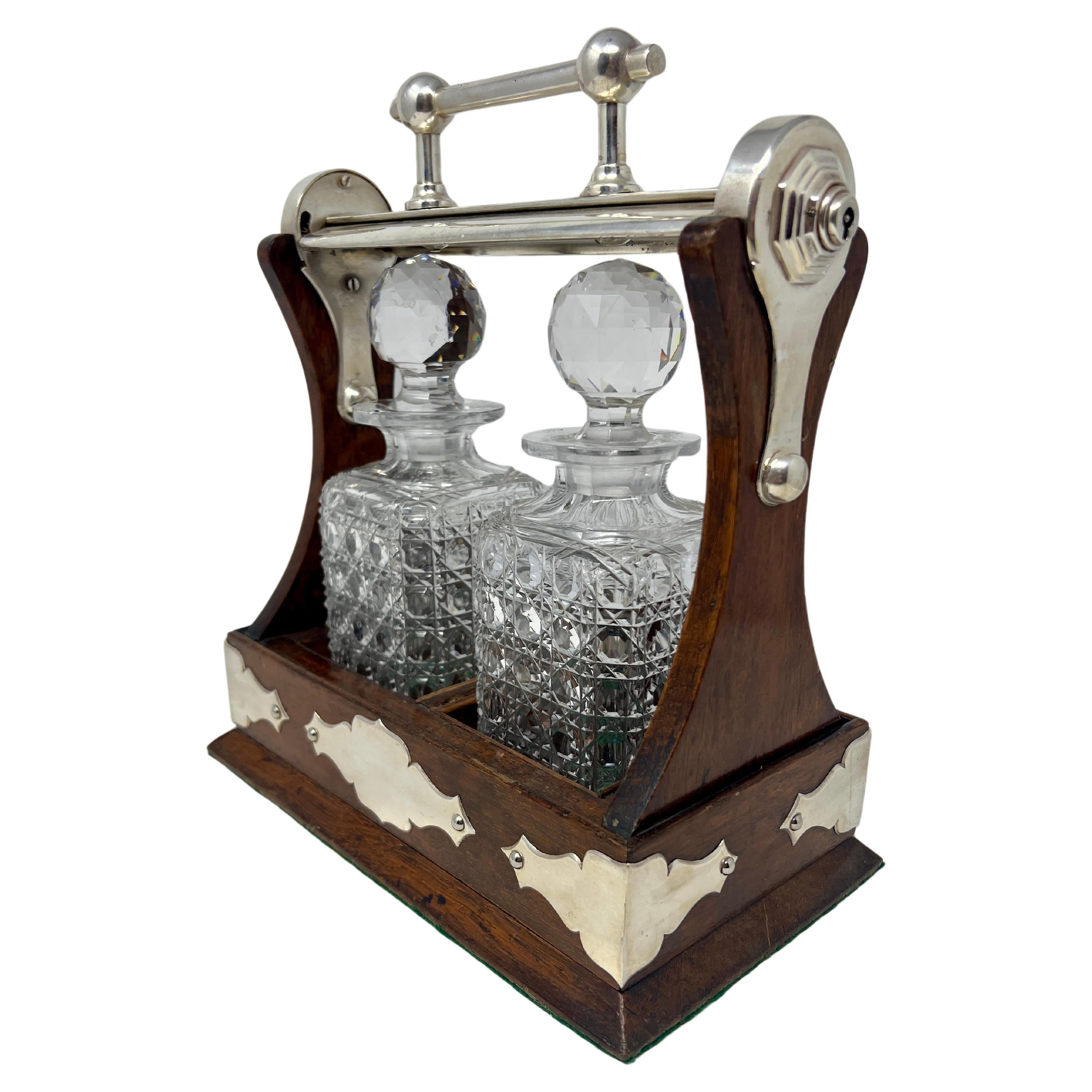 Antique English Silver Plate Mounted Oak & Crystal 2 Bottle Tantalus, Circa 1880 In Good Condition For Sale In New Orleans, LA