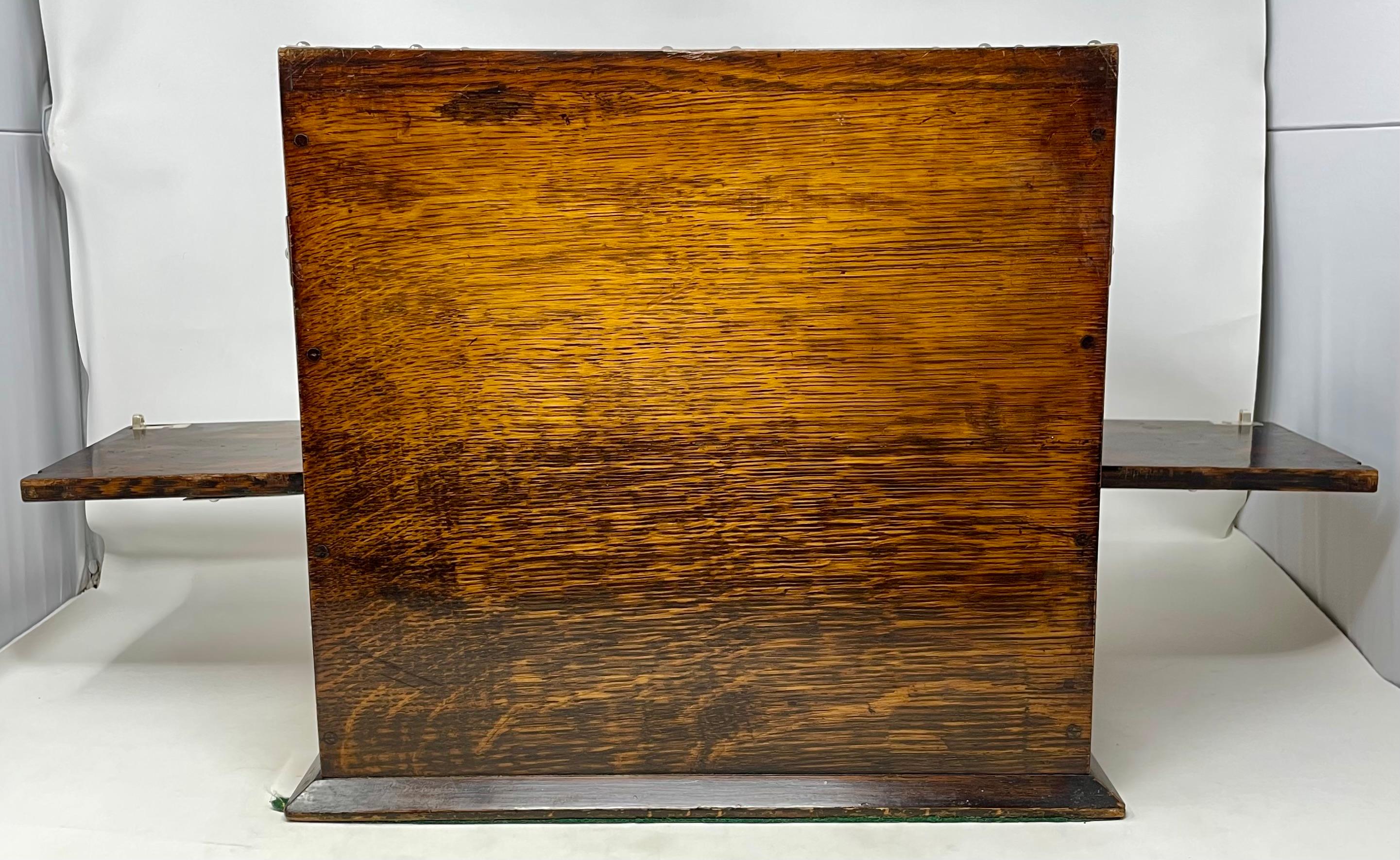Ancienne boîte à jeux Tantalus en métal argenté, en Oak Oak et en cristal, vers 1880. en vente 5