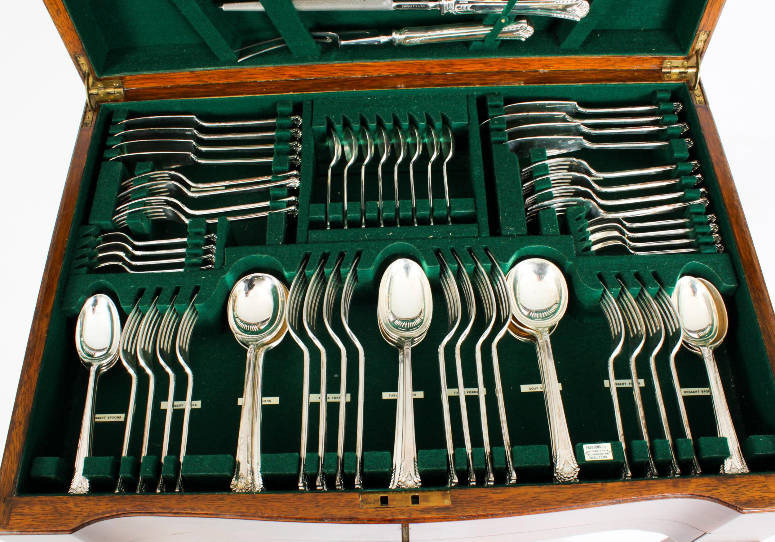 Antique English Silver Plated Cased 151 Piece 8 Setting Canteen Cutlery 1920s 1