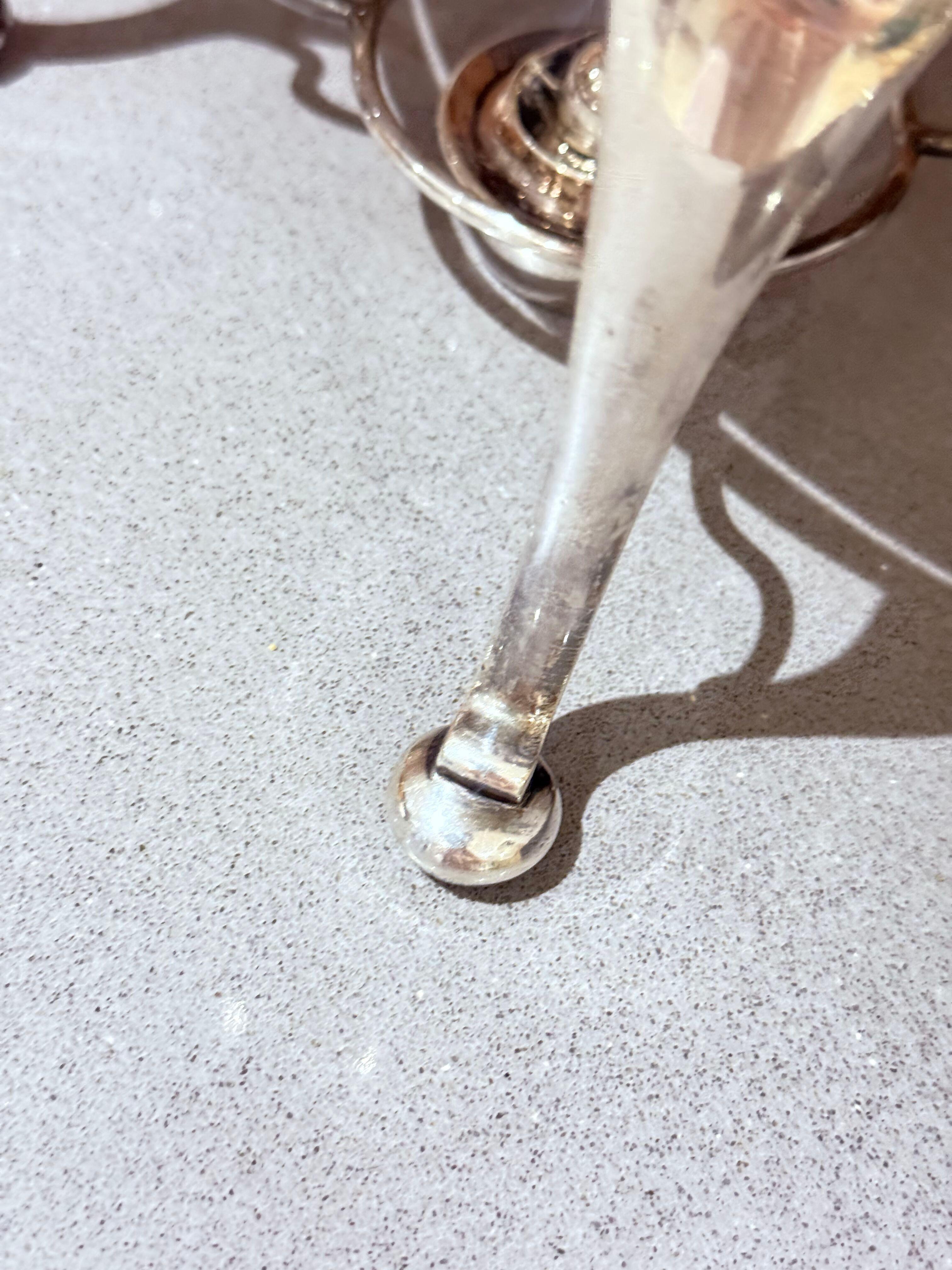 Antique English Silver-Plated Chafing Dish with Burner, Victorian Luxury Home For Sale 4