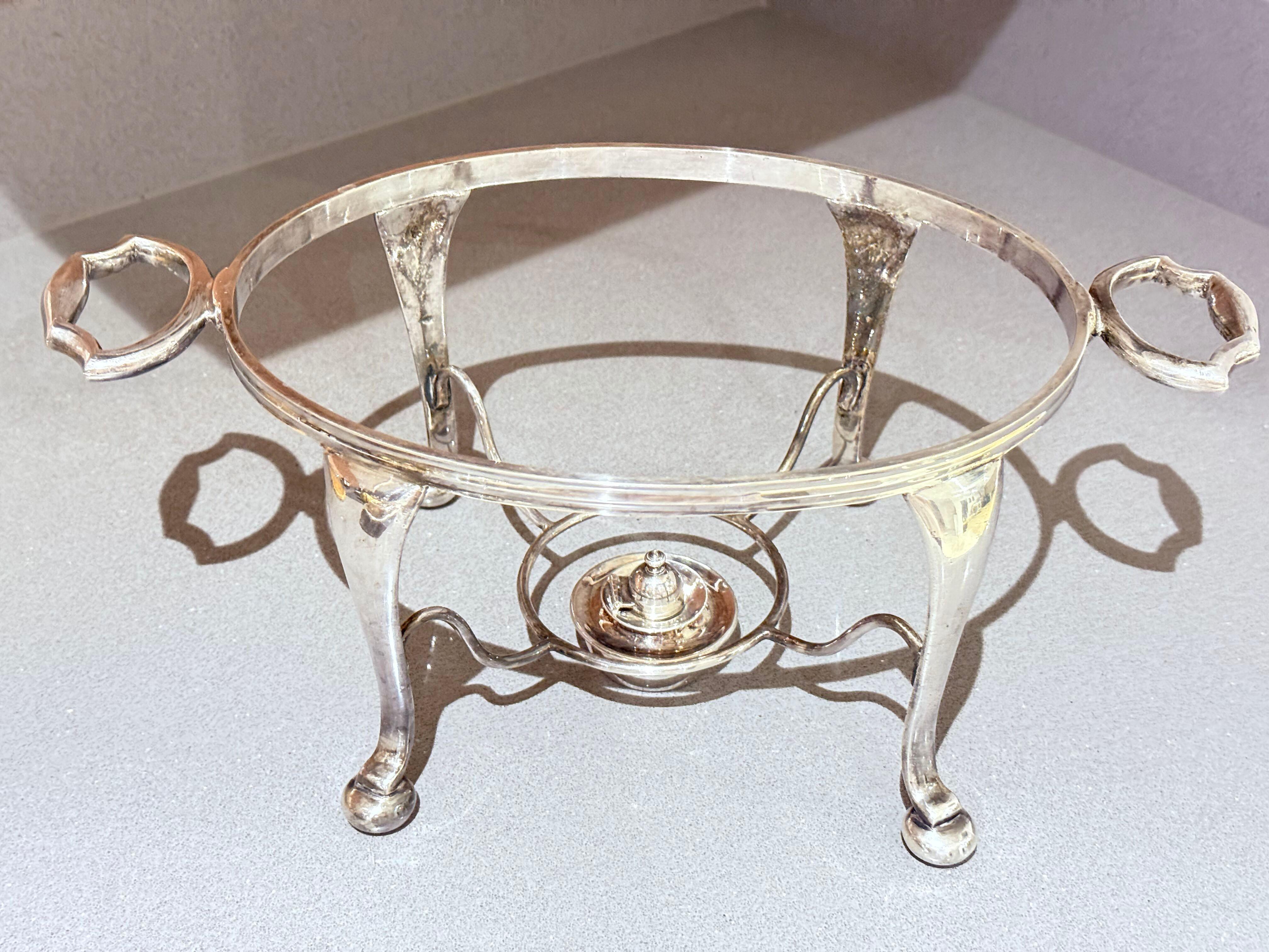 Antique English Silver-Plated Chafing Dish with Burner, Victorian Luxury Home For Sale 5