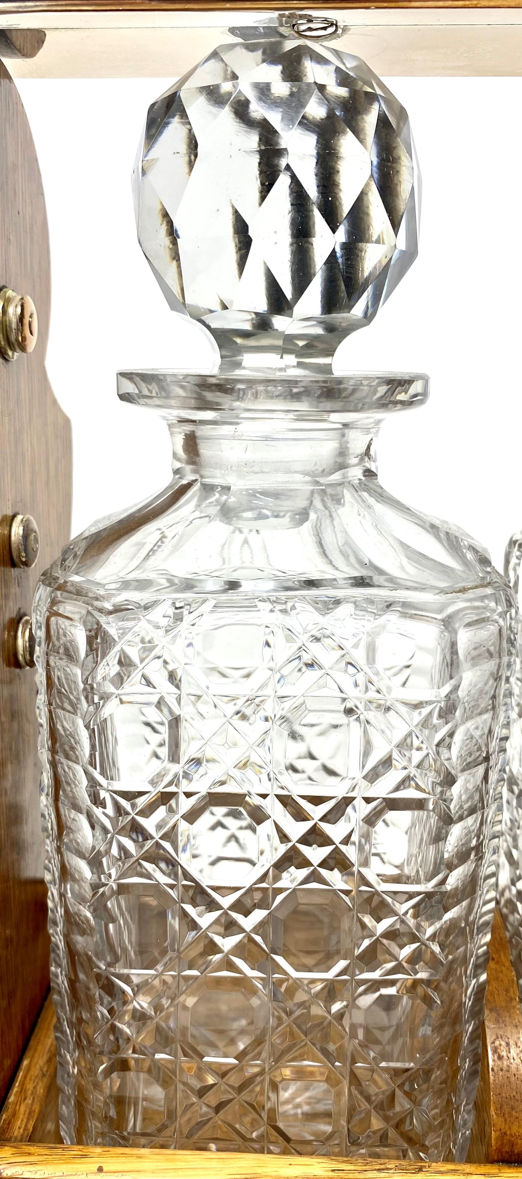 Antique English Silver Plated Golden Oak 2-Bottle Betjemann Tantalus, circa 1890 In Good Condition In New Orleans, LA