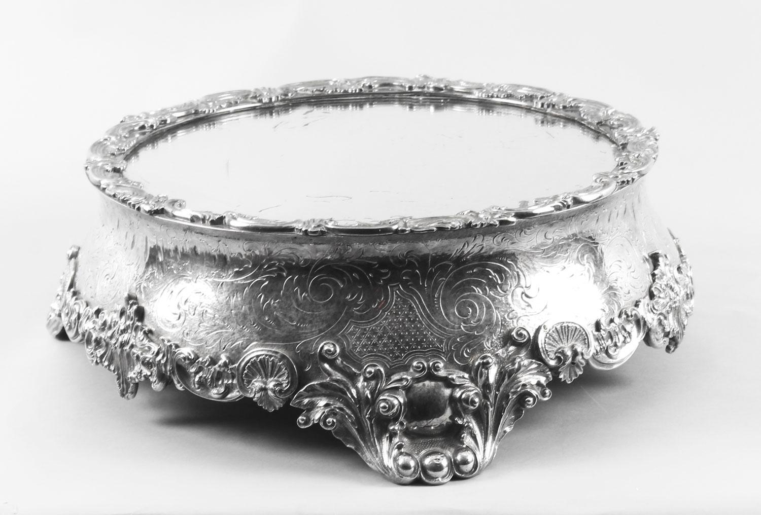 Antique English Silver Plated Mirrored Top Cake Stand, 19th Century 1