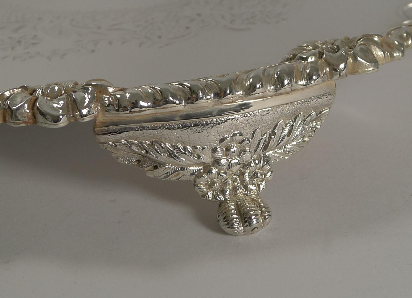 Antique English Silver Plated Salver or Tray by James Deakin, circa 1880 In Good Condition In Bath, GB