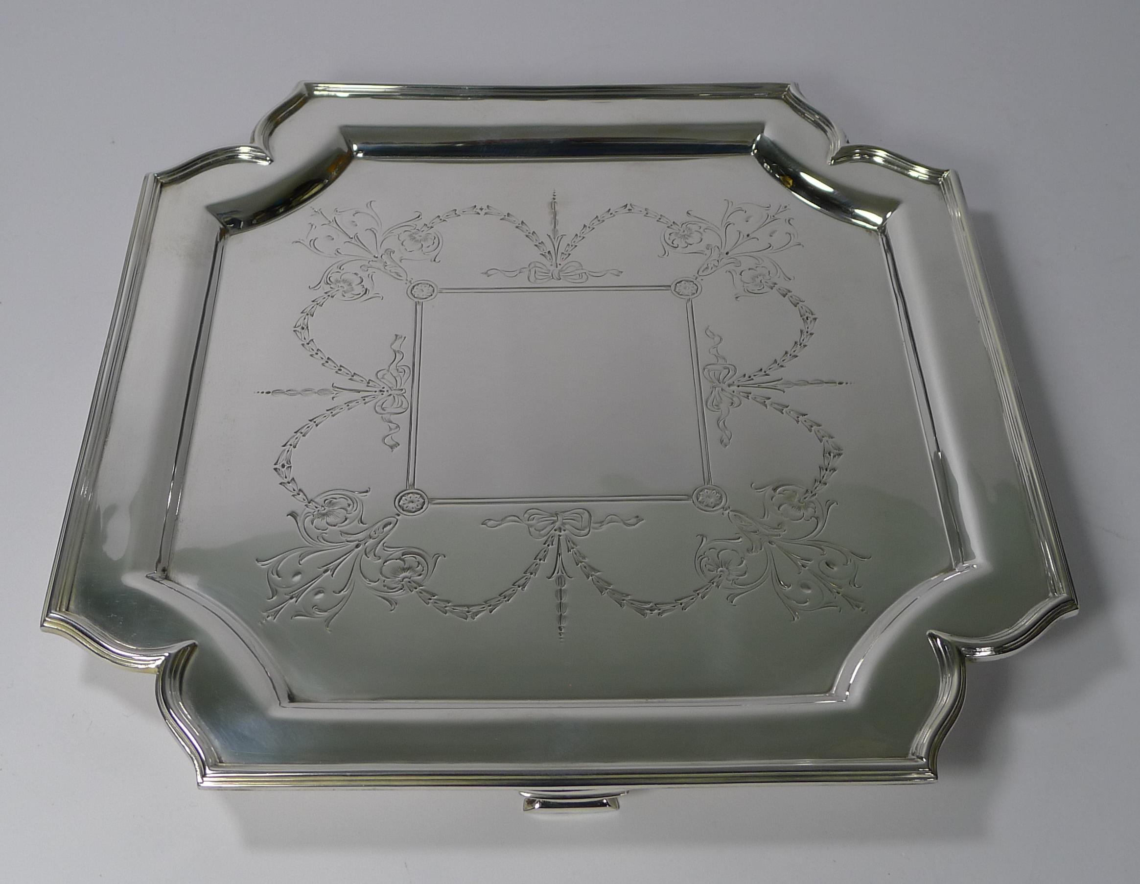 Antique English Silver Plated Salver / Tray by Roberts & Belk In Good Condition In Bath, GB