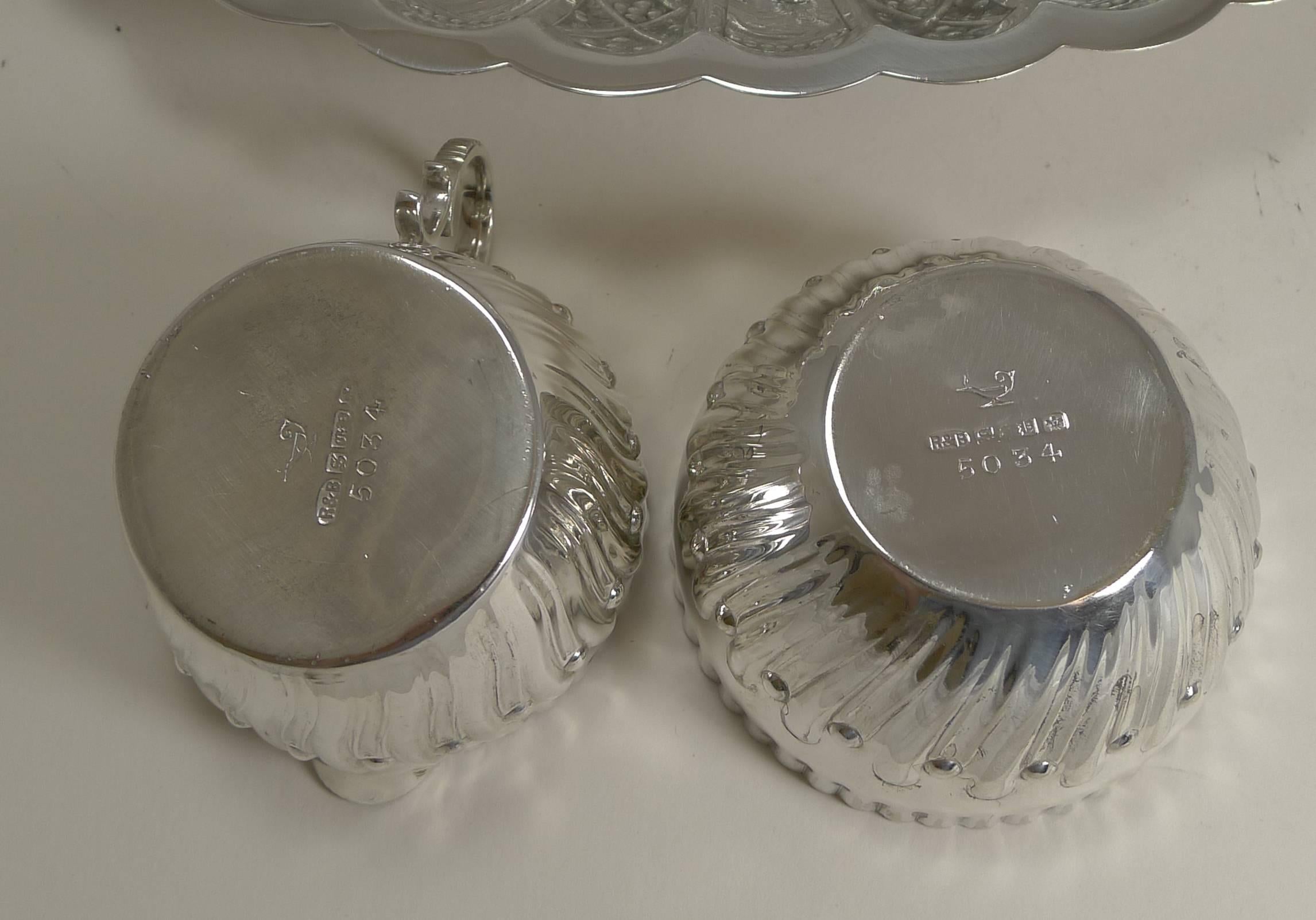 Antique English Silver Plated Strawberry Set by Roberts and Belk, circa 1900 For Sale 5