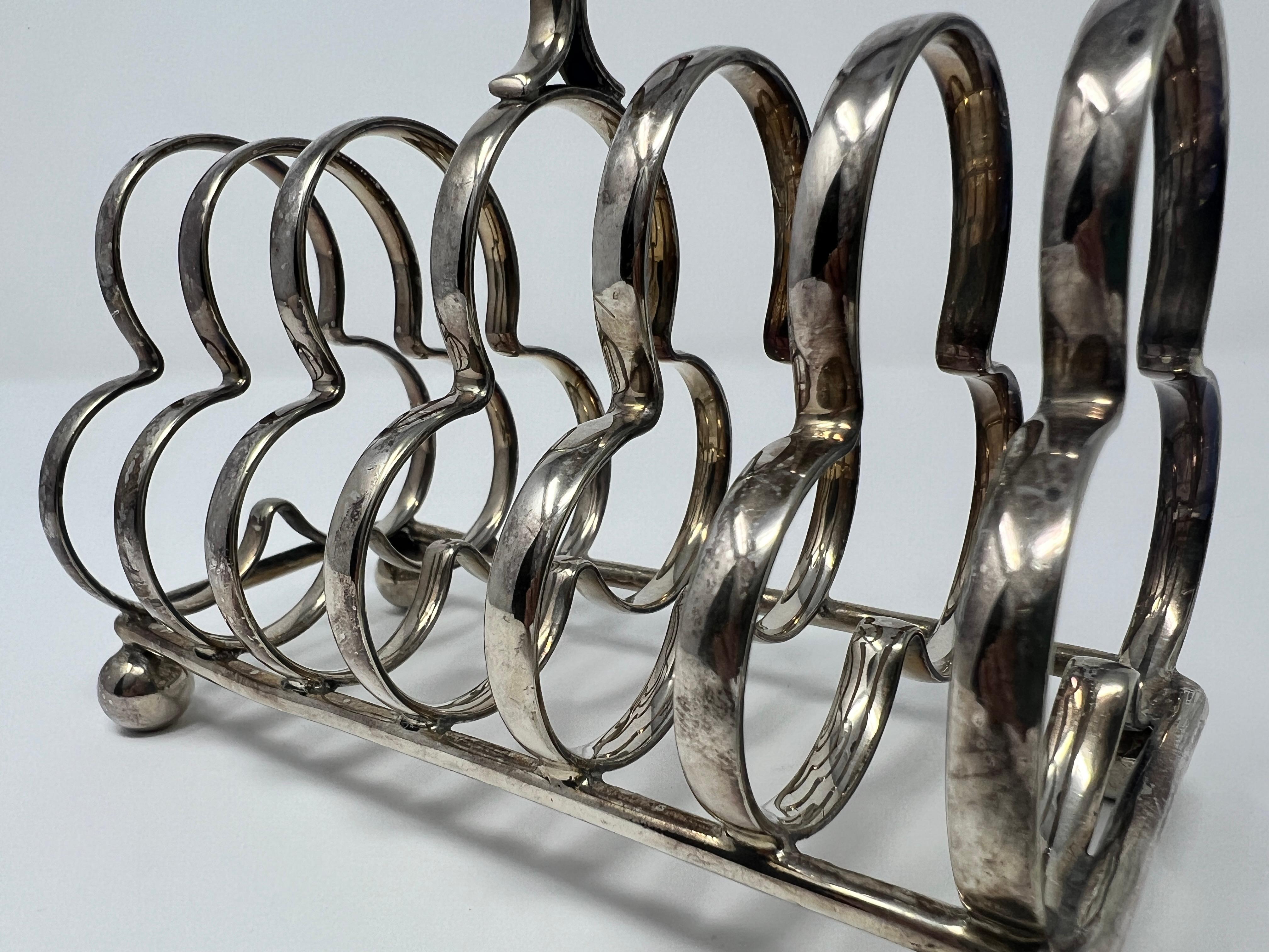 Antique English Silver Plated Toast Rack c 1890-1900 In Good Condition For Sale In New Orleans, LA