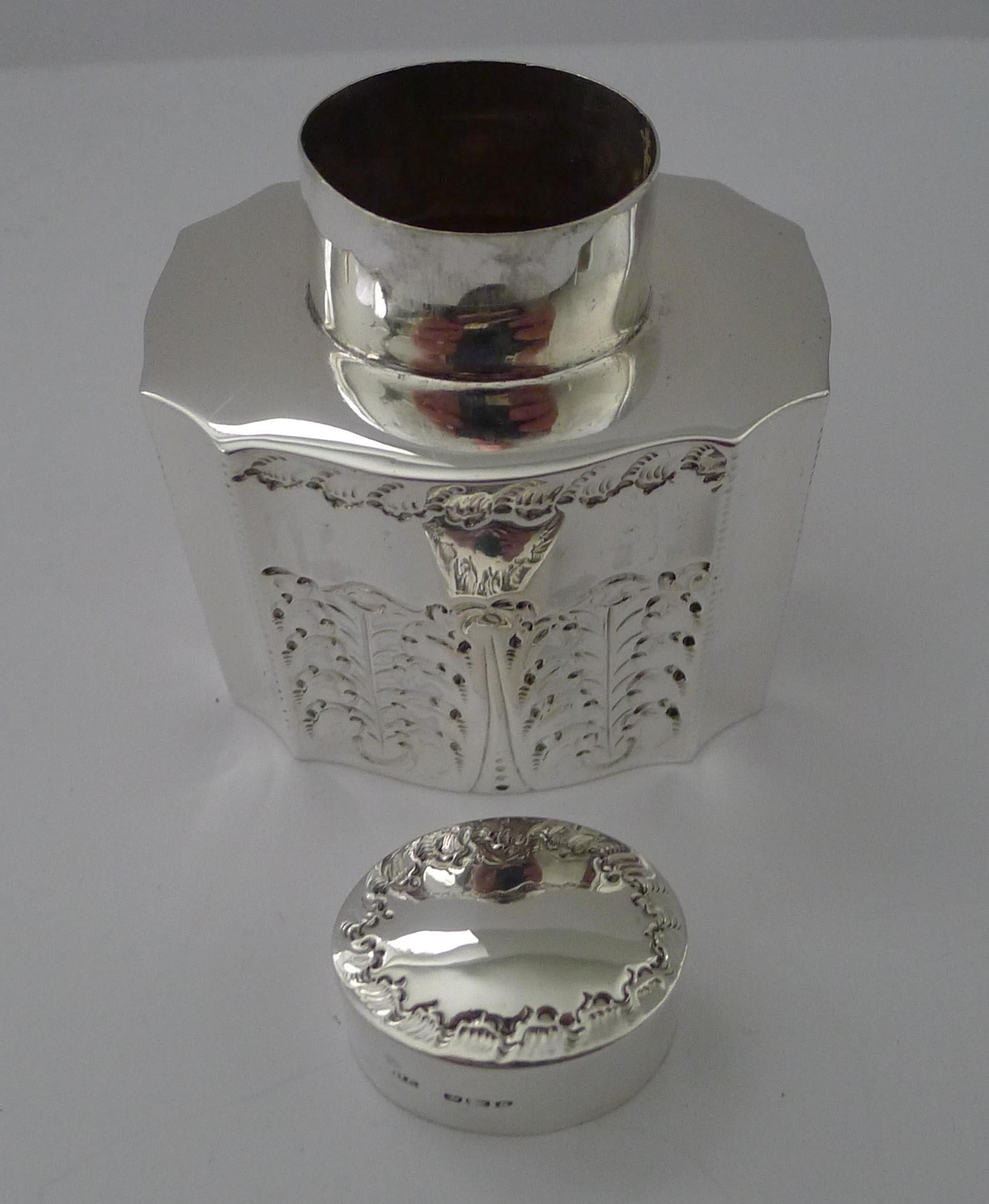 Caja de plata inglesa antigua para el té - Sheffield 1893 - Atkin Brothers en venta 2