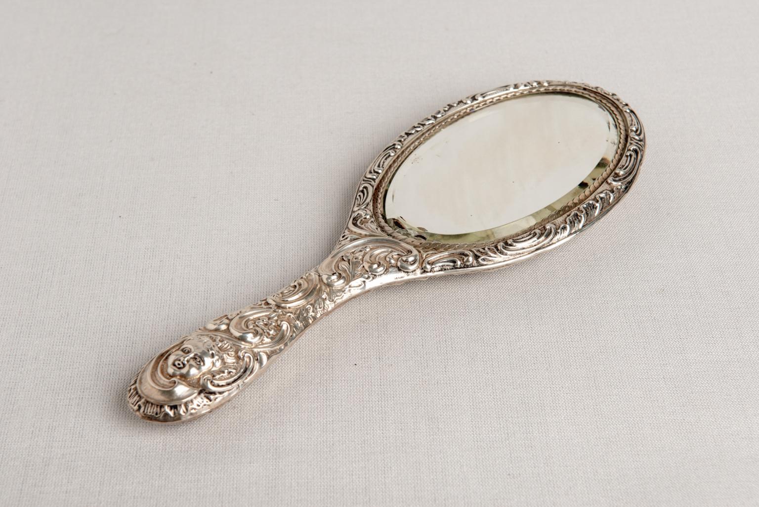 English silver vanity mirror with handle - dated (as usual in England) 1899 - Chester punches -
A beautiful idea for a Christmas gift for Your wife or Your beloved daughter or Your mother ..or Your grand-mother ! For every woman.
A/2115.