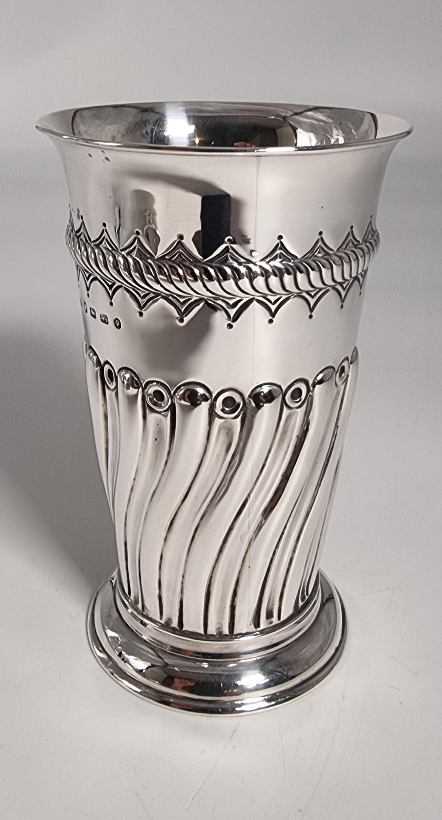 Antique English silver Victorian gothic style vase, Birmingham 1890 For Sale 3