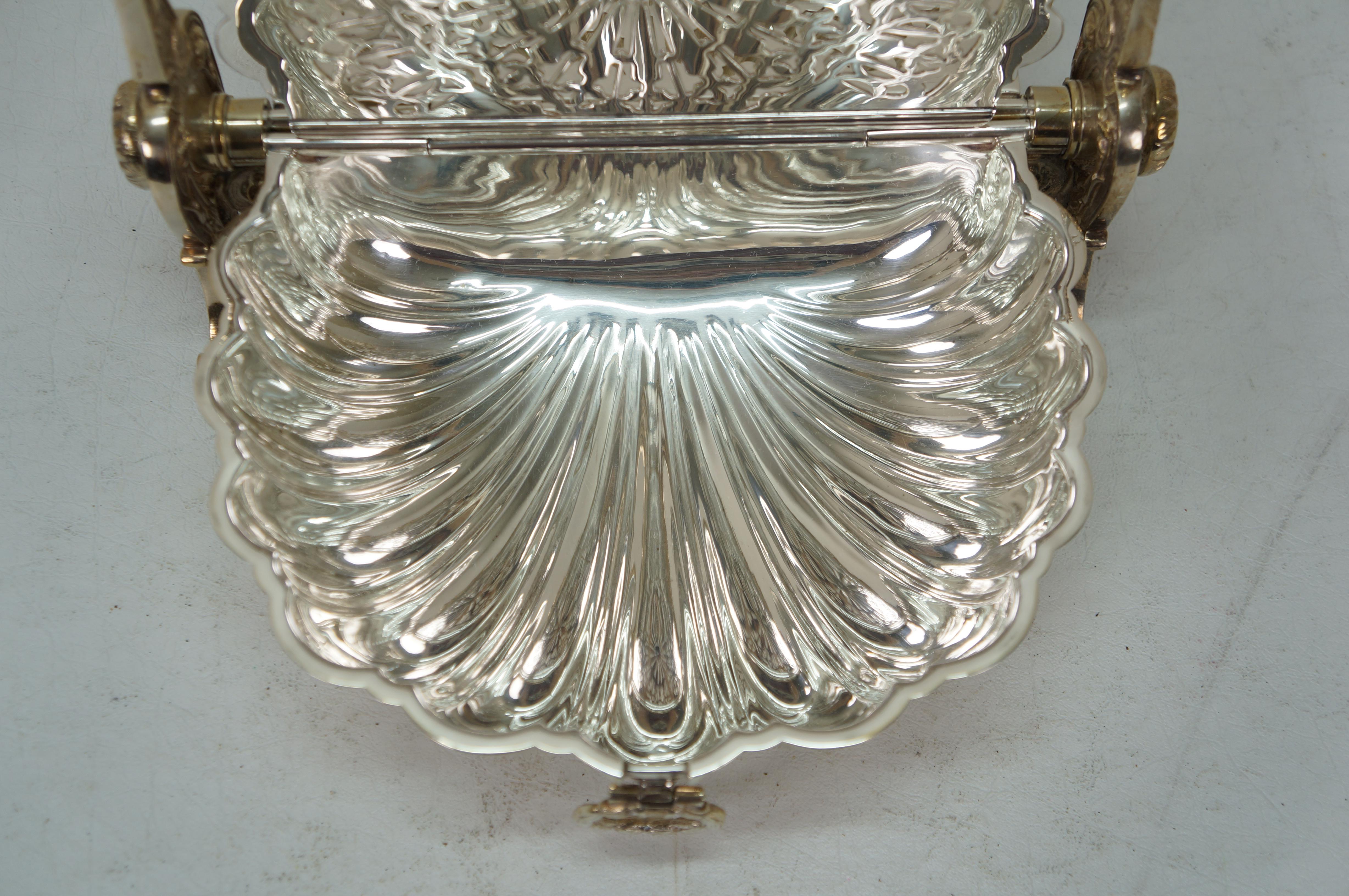 Antique English Silverplate Scalloped Clam Shell Biscuit Box Bun Warmer 11