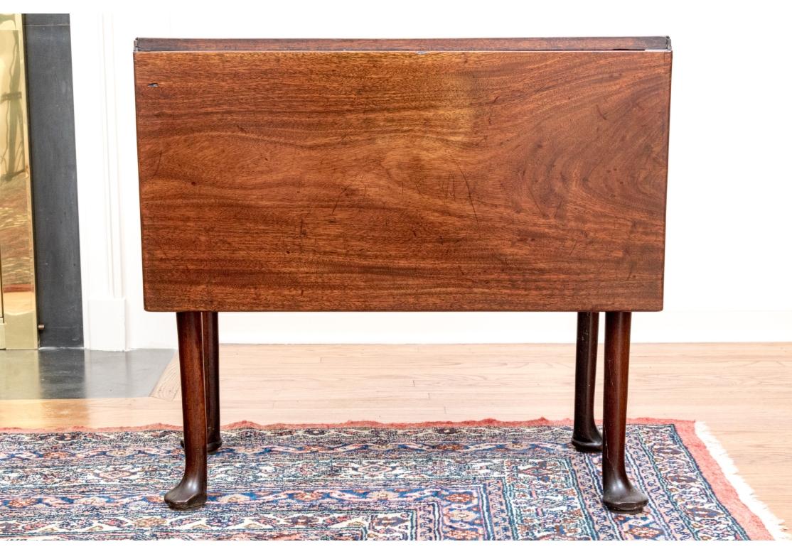XIXe siècle Ancienne table anglaise à pieds de porte à feuilles tombantes en vente