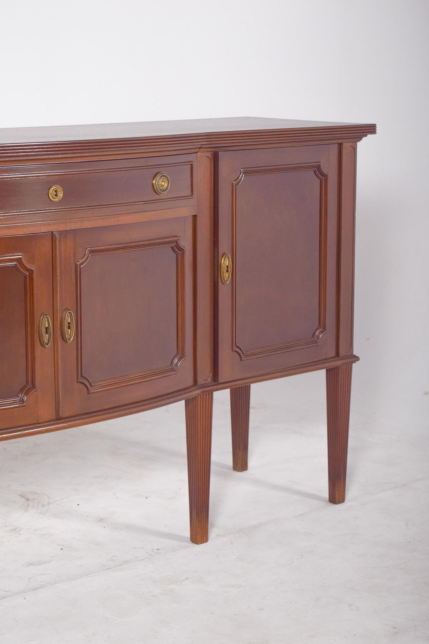 Antique English Six-Foot Sideboard In Good Condition For Sale In Lisboa, Lisboa