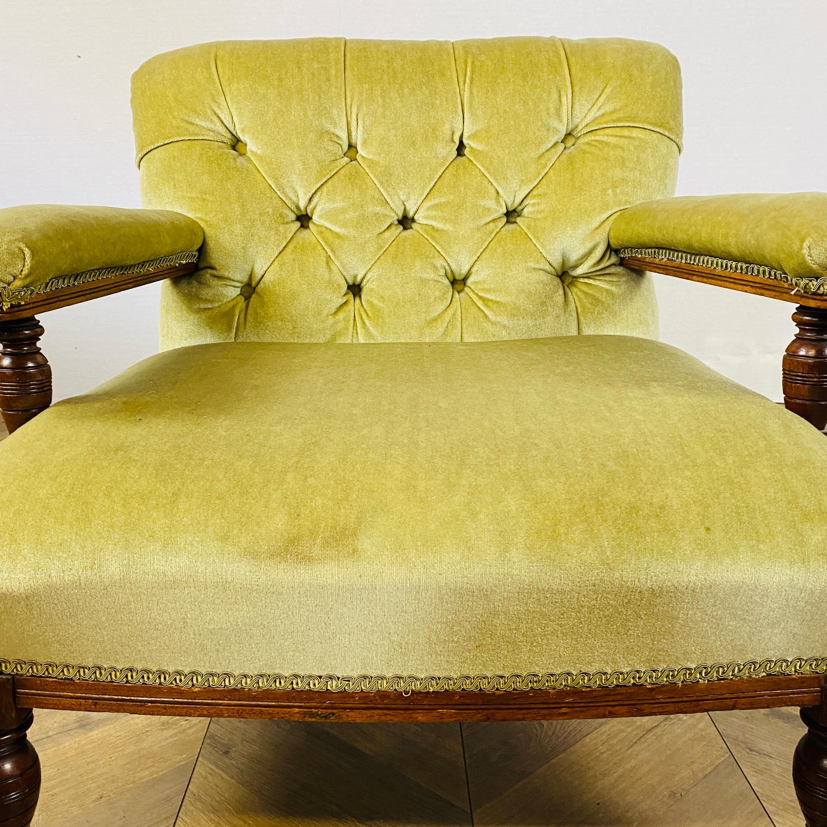 Antique English Small Button-Back Open Armchair on Brass Castors, 1890s 9