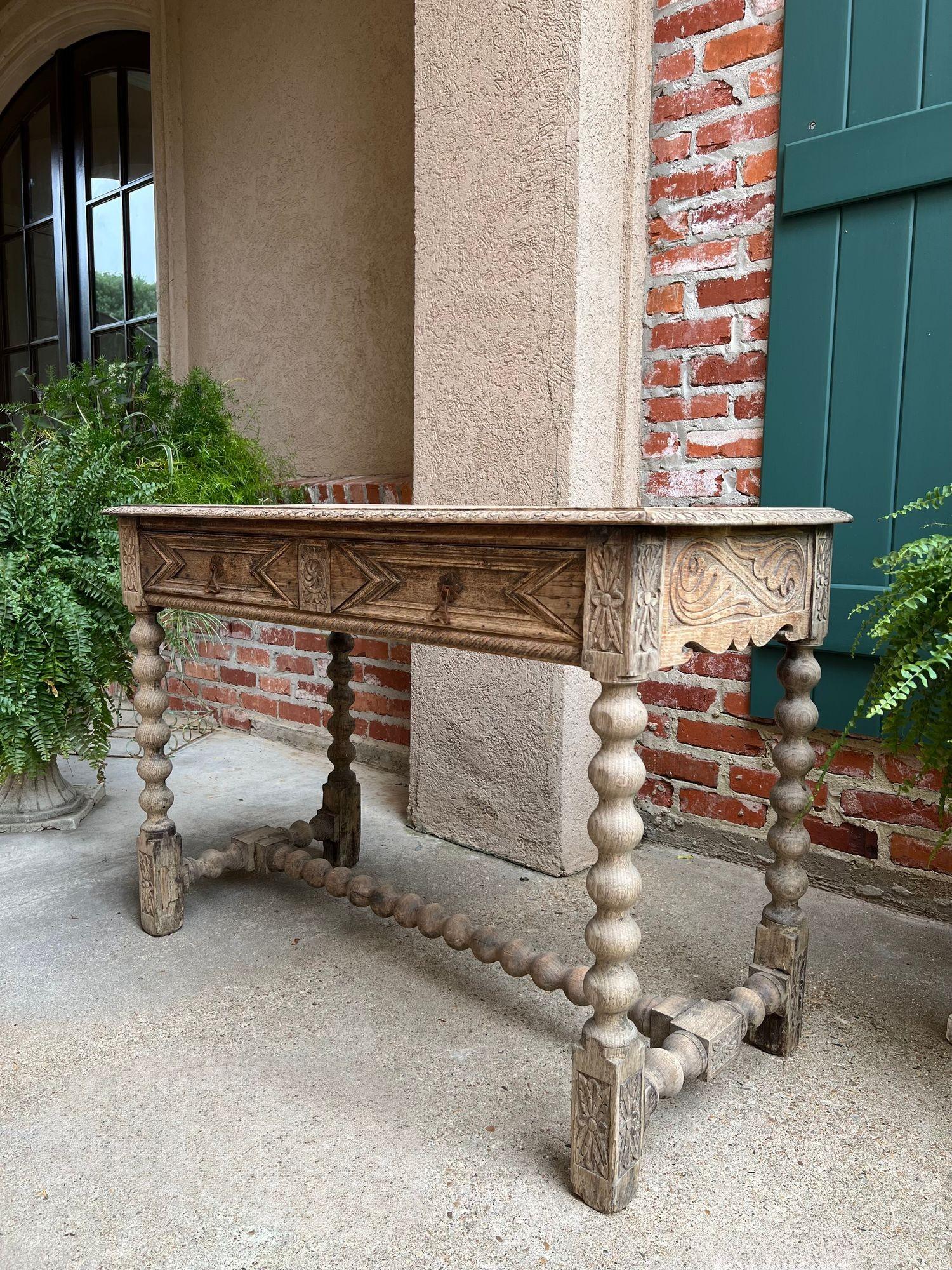 Antique English Sofa Console Table Bleached Jacobean Carved Oak Foyer Table In Good Condition For Sale In Shreveport, LA