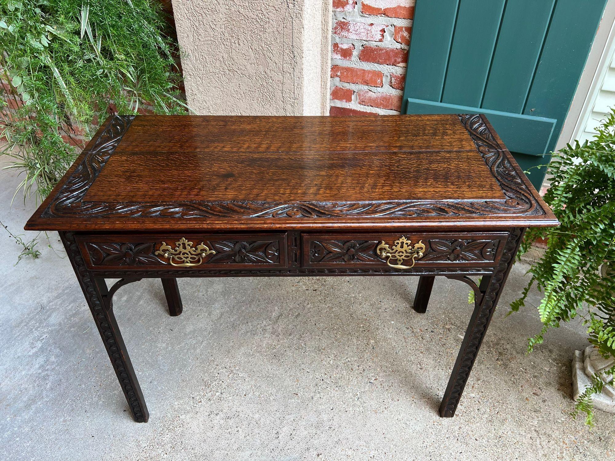 Antigua Mesa Consola Sofá Inglesa Mesa de Recibidor Jacobea de Roble Tallado c1890 en Bueno estado para la venta en Shreveport, LA