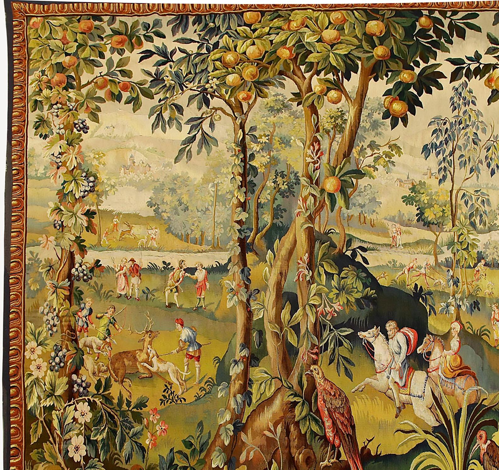 Tapisserie Soho anglaise ancienne datant d'environ 1900  6'7 x 6'7 en vente 1