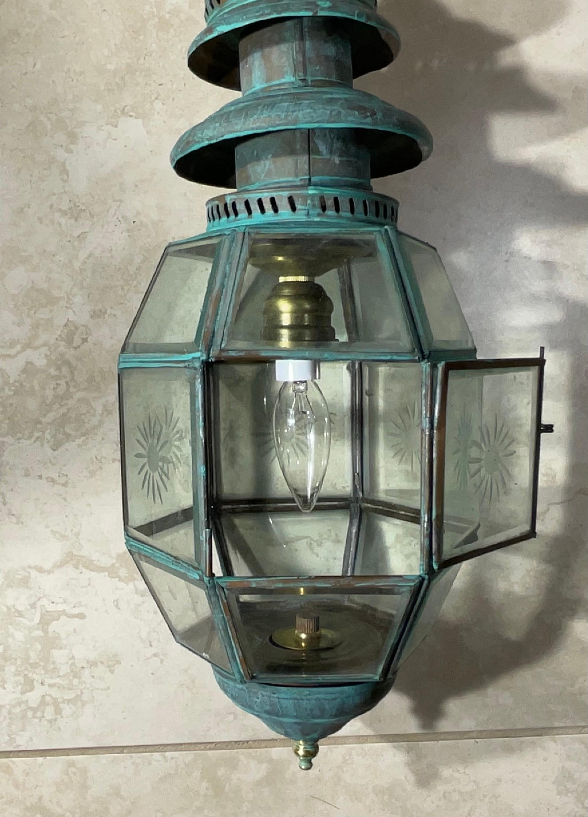 Antique English Solid Brass & Glass Starburst Hanging Lantern - Pendant For Sale 2