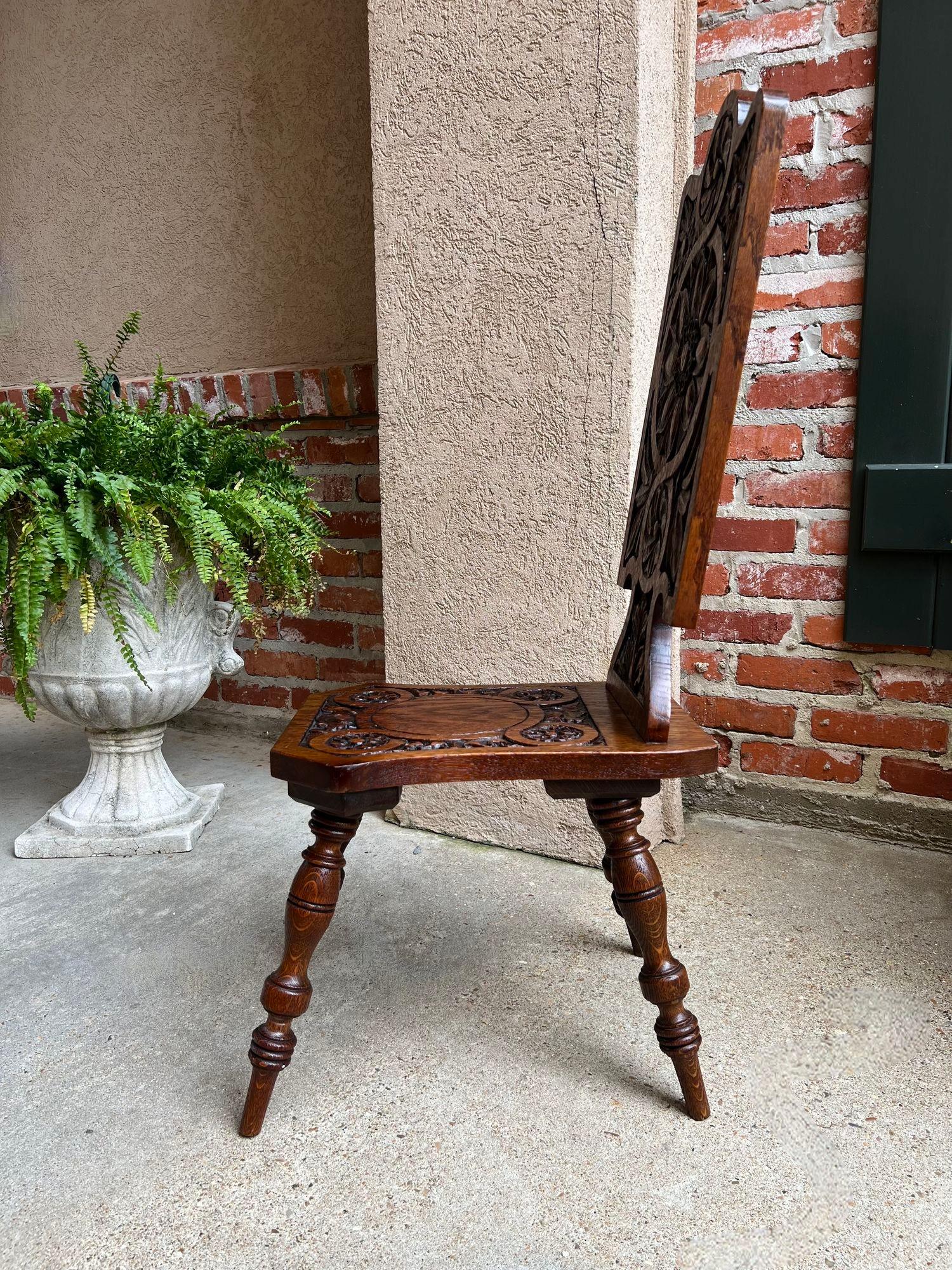 Antique English Spinning Wheel Chair Carved Oak Hall Fireplace Hearth Chair For Sale 4